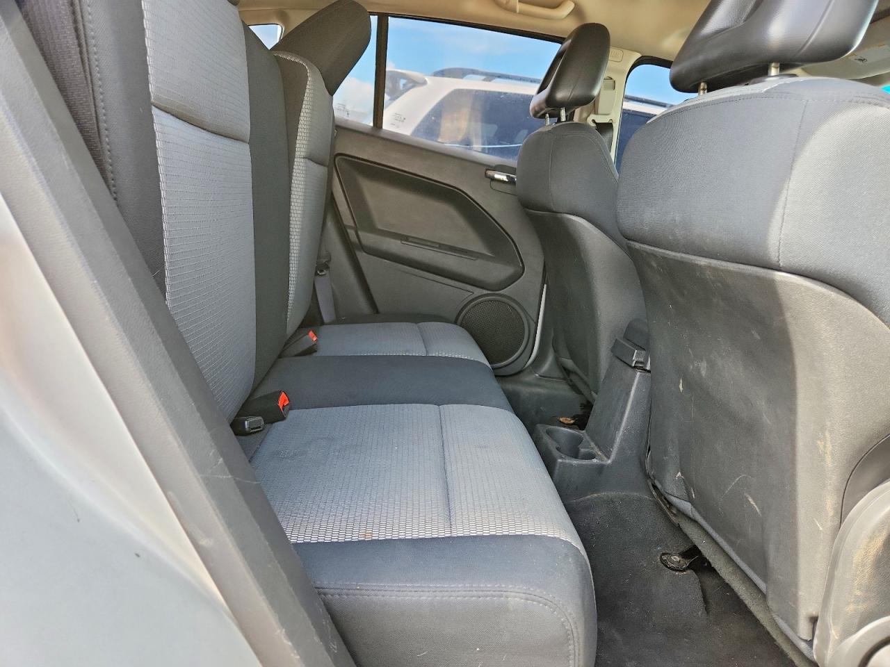 2009 Dodge Caliber Sxt Silver vin: 1B3HB48A69D168217