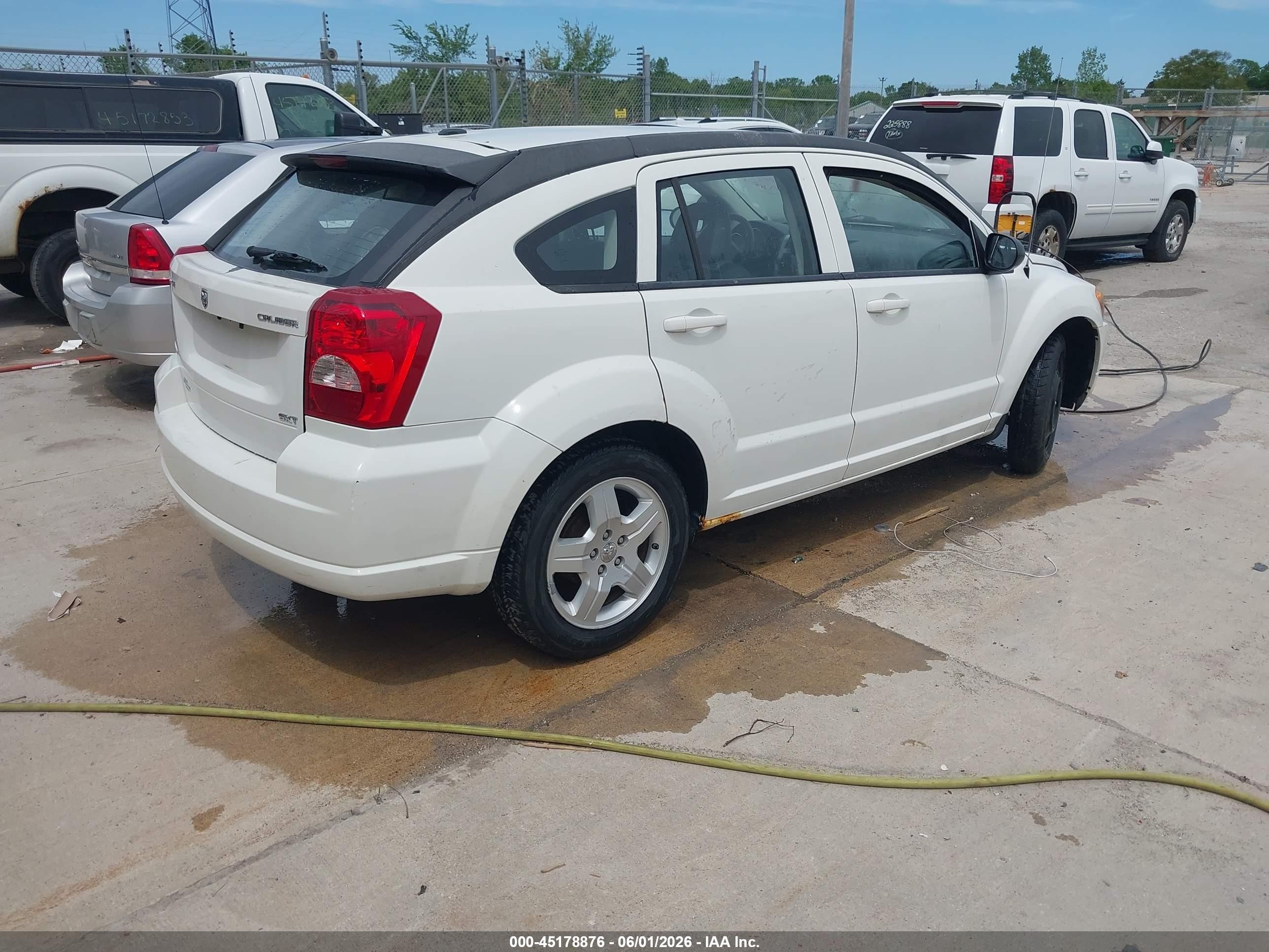 2009 Dodge Caliber Sxt White vin: 1B3HB48AX9D200408