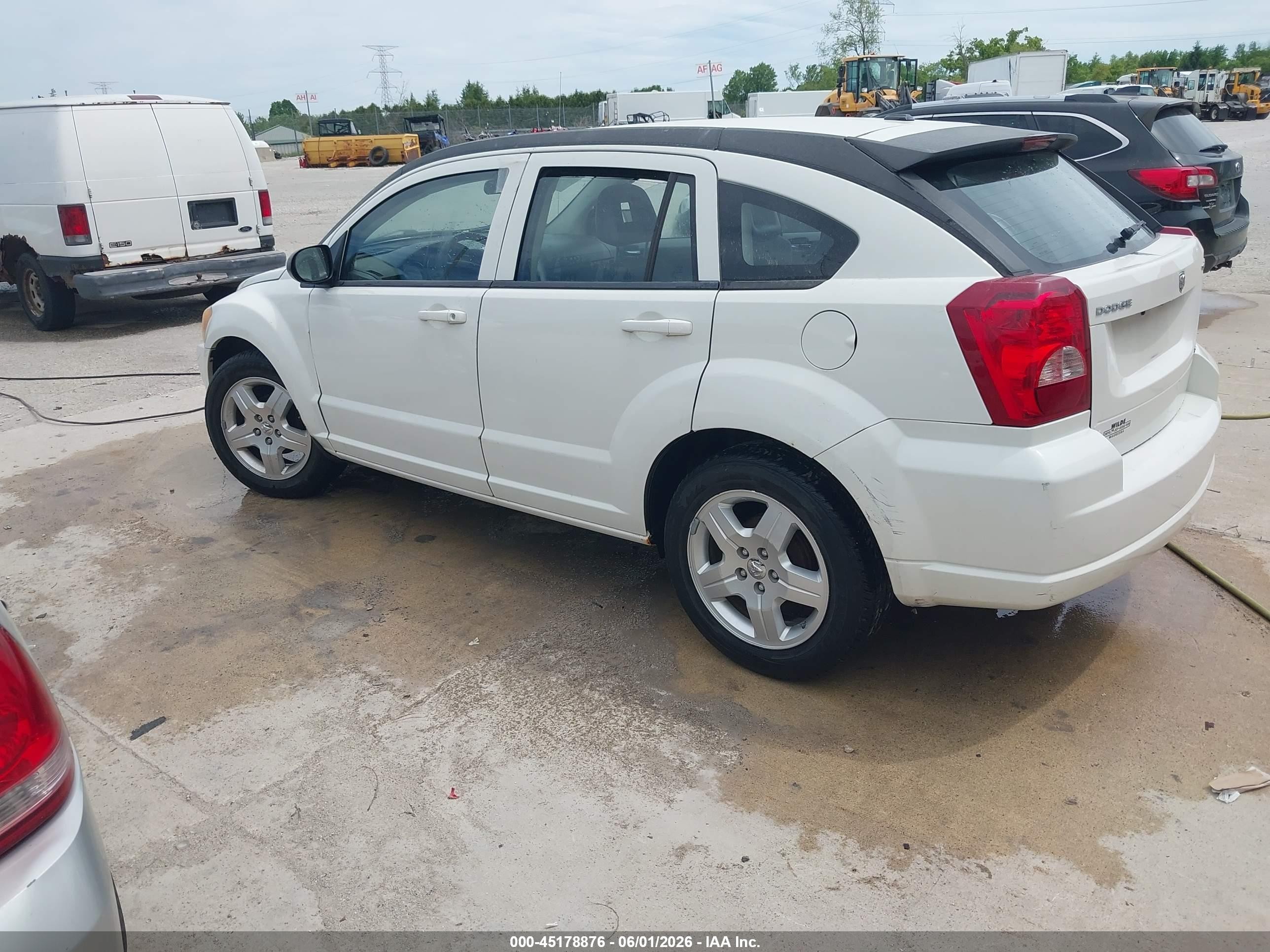 2009 Dodge Caliber Sxt White vin: 1B3HB48AX9D200408