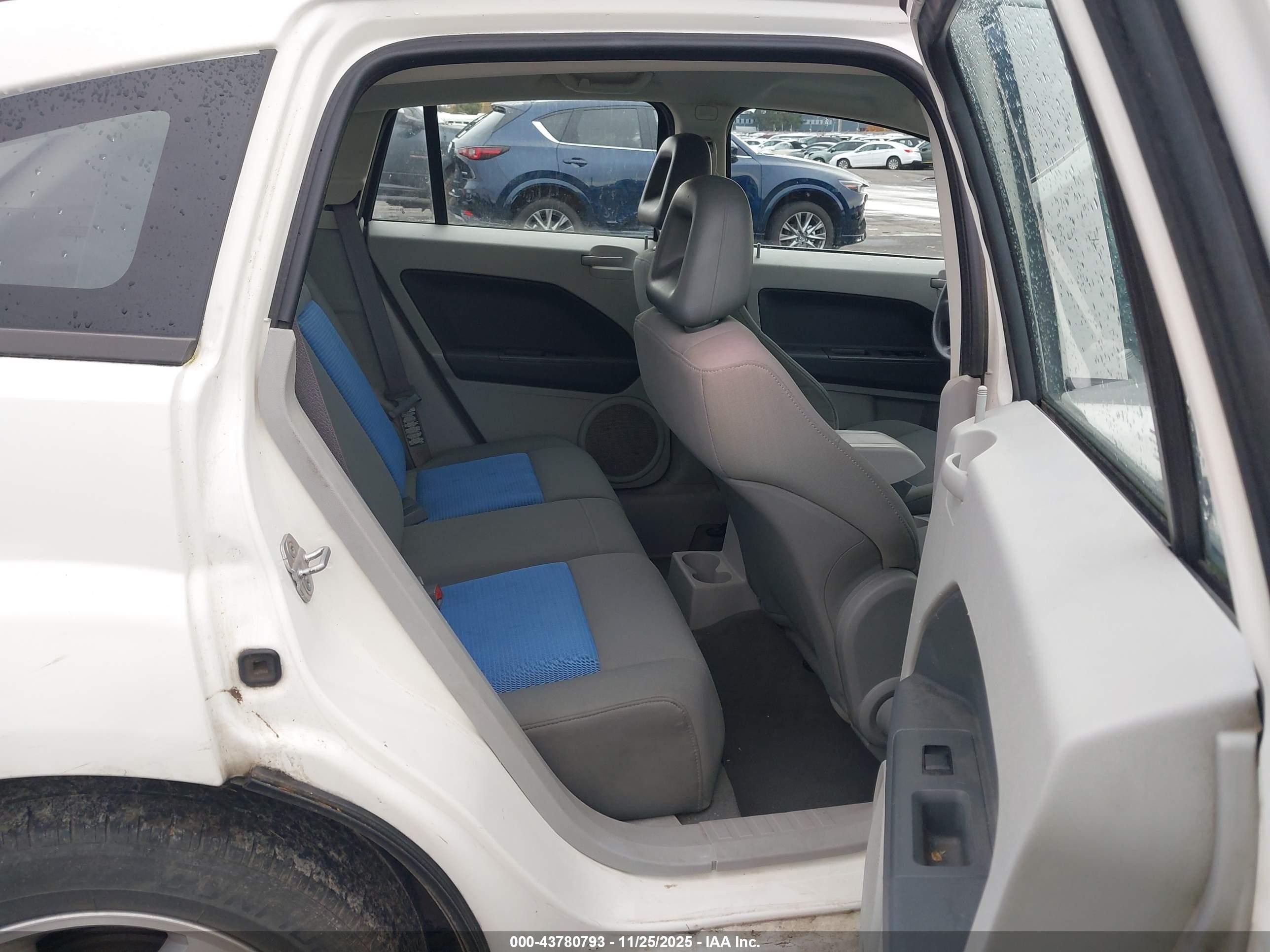 2007 Dodge Caliber Sxt Белый vin: 1B3HB48B27D172206