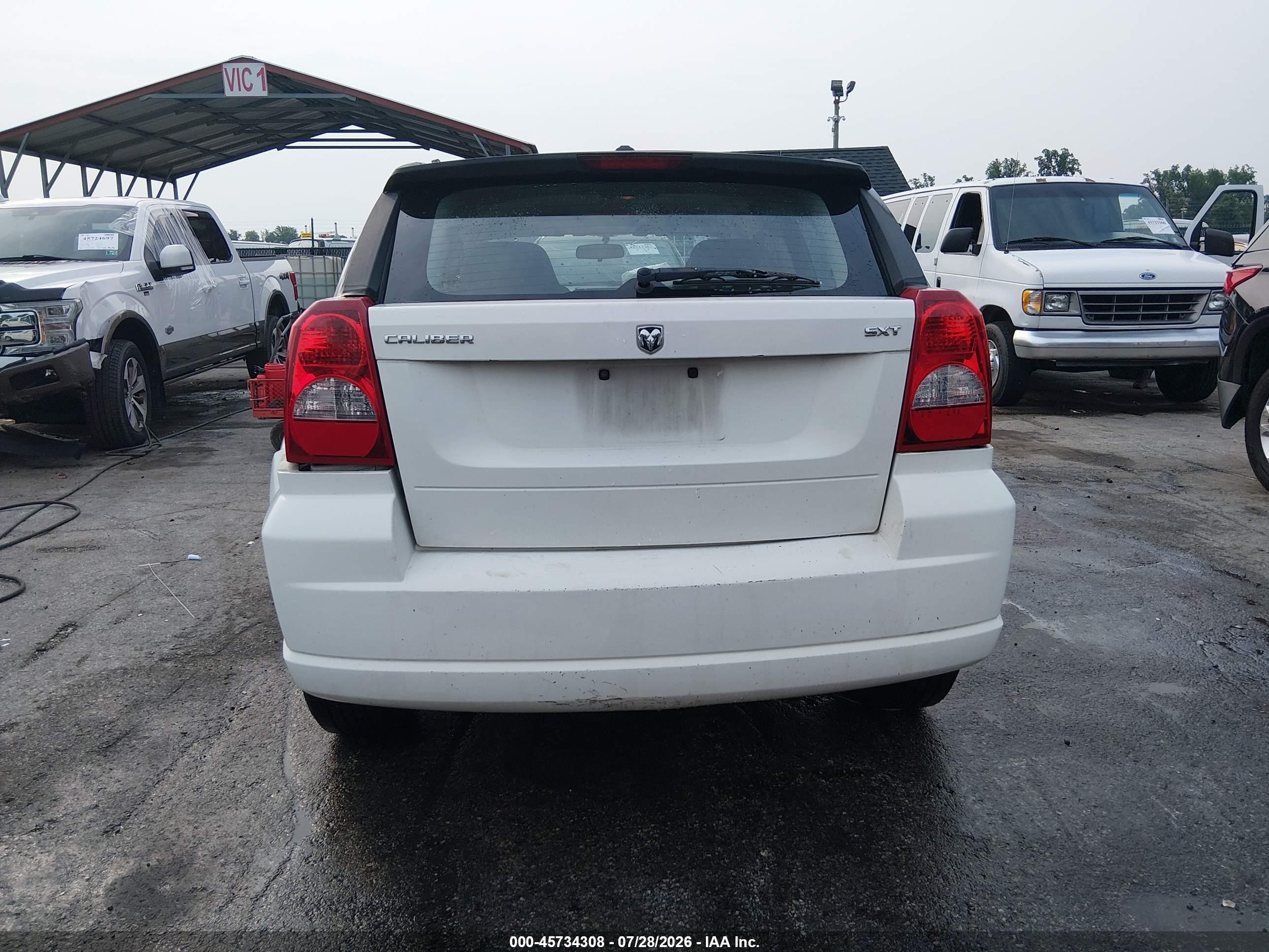 2008 Dodge Caliber Sxt Белый vin: 1B3HB48B38D617375