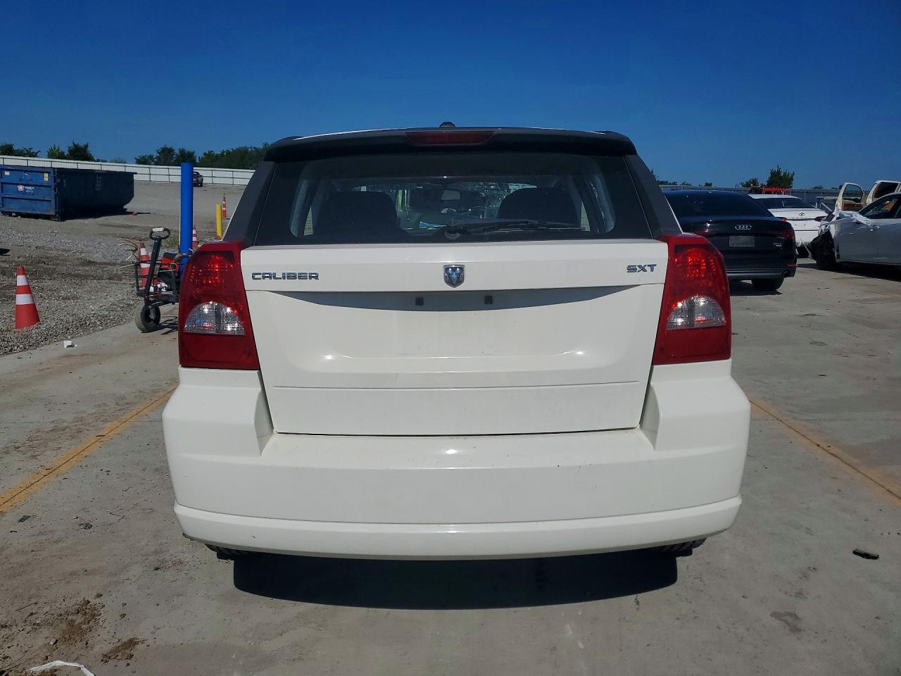 2008 Dodge Caliber Sxt White vin: 1B3HB48B58D582273