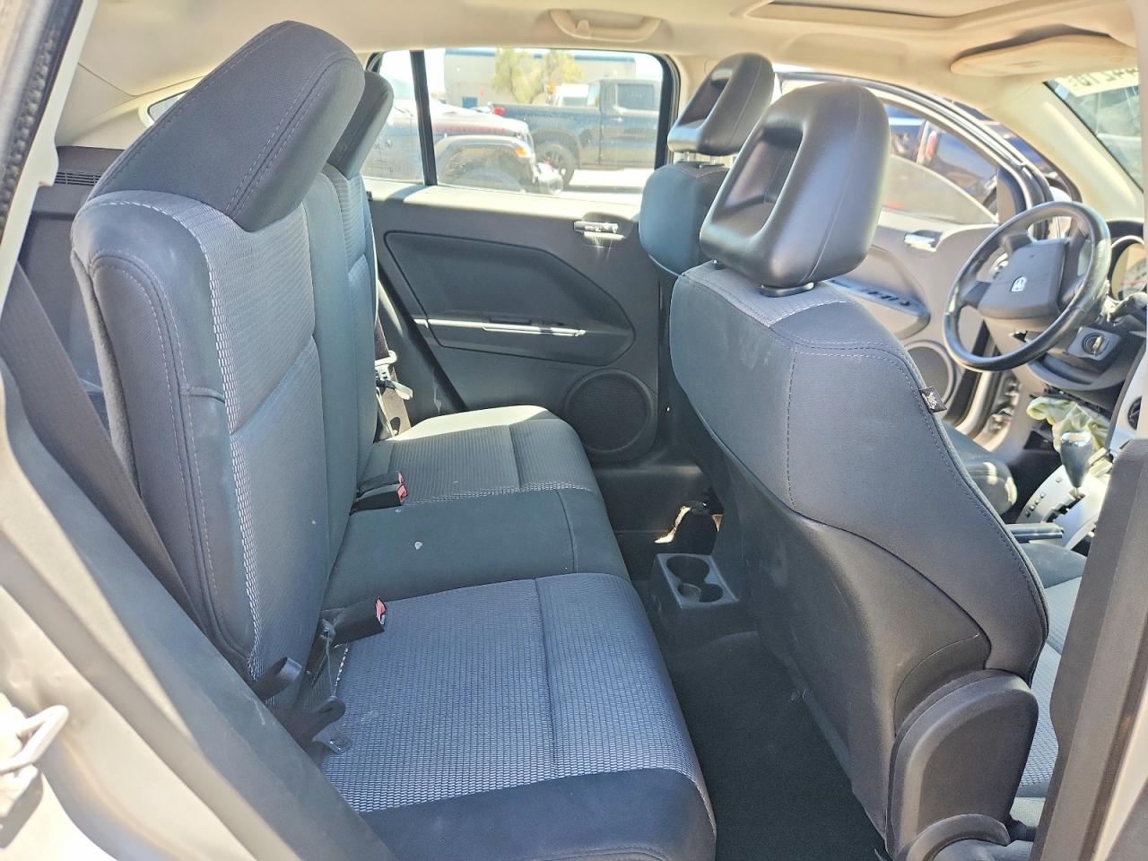2008 Dodge Caliber Sxt Silver vin: 1B3HB48BX8D602677