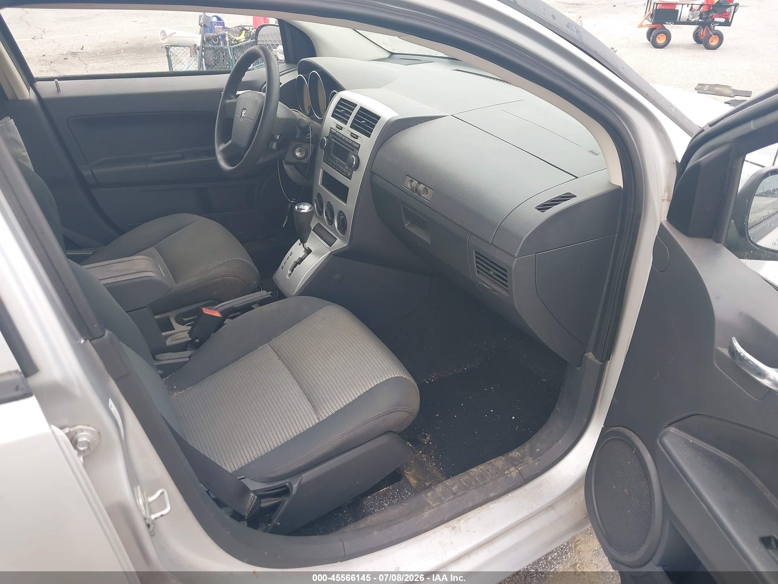 2008 Dodge Caliber Sxt Серебряный vin: 1B3HB48BX8D650213