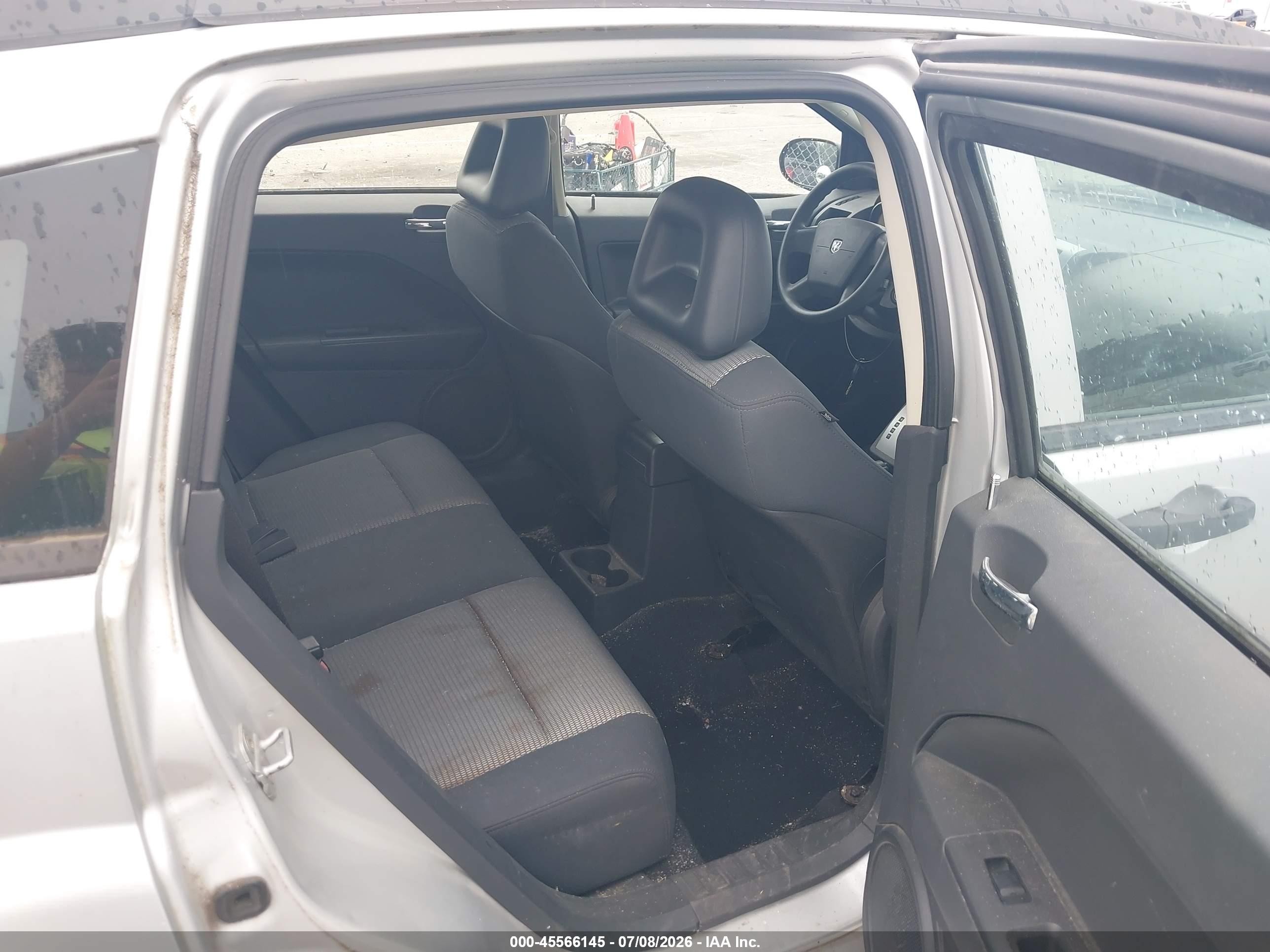 2008 Dodge Caliber Sxt Серебряный vin: 1B3HB48BX8D650213