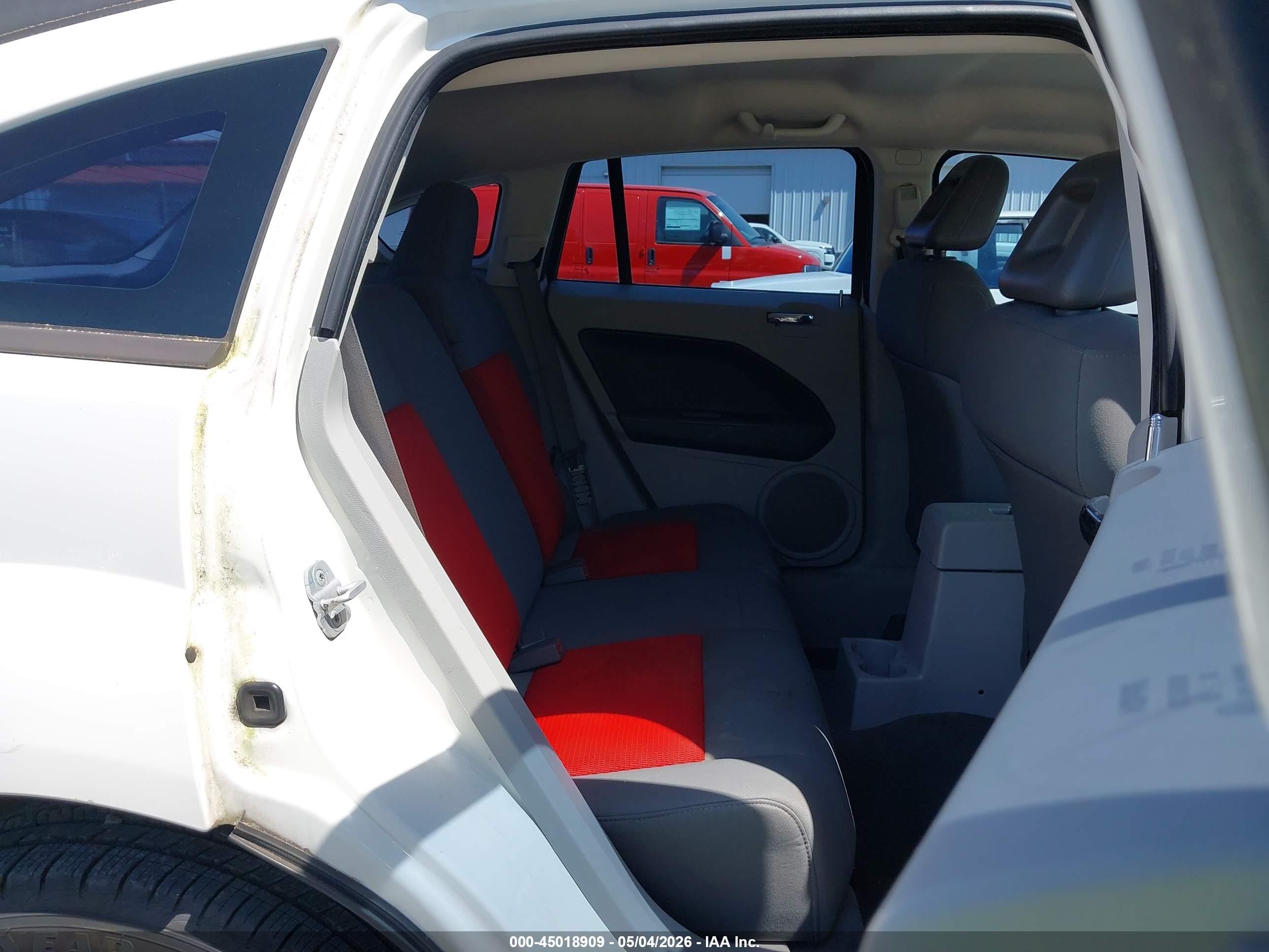 2007 Dodge Caliber R/t Белый vin: 1B3HE78K47D322101