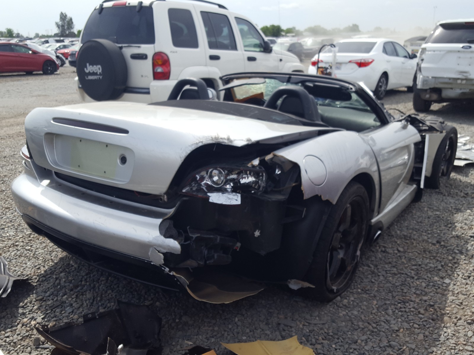 2003 Dodge Viper Srt Серебряный vin: 1B3JR65Z33V500411