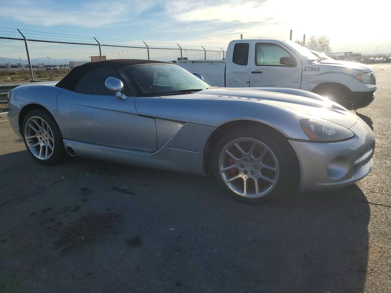 2003 Dodge Viper Srt-10 Серебряный vin: 1B3JR65Z63V501553