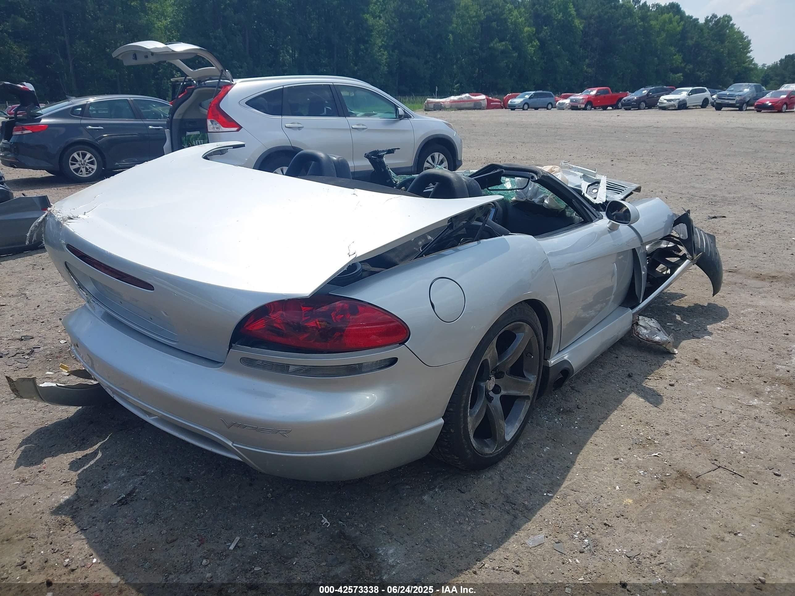 2003 Dodge Viper Srt10 Silver vin: 1B3JR65Z73V501397