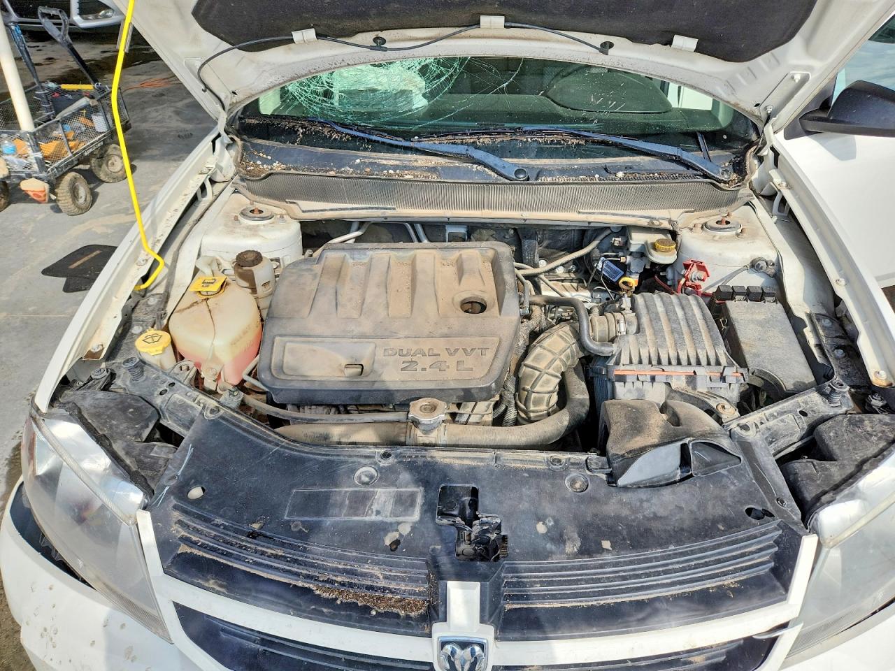 2009 Dodge Avenger Se Белый vin: 1B3LC46B89N535440
