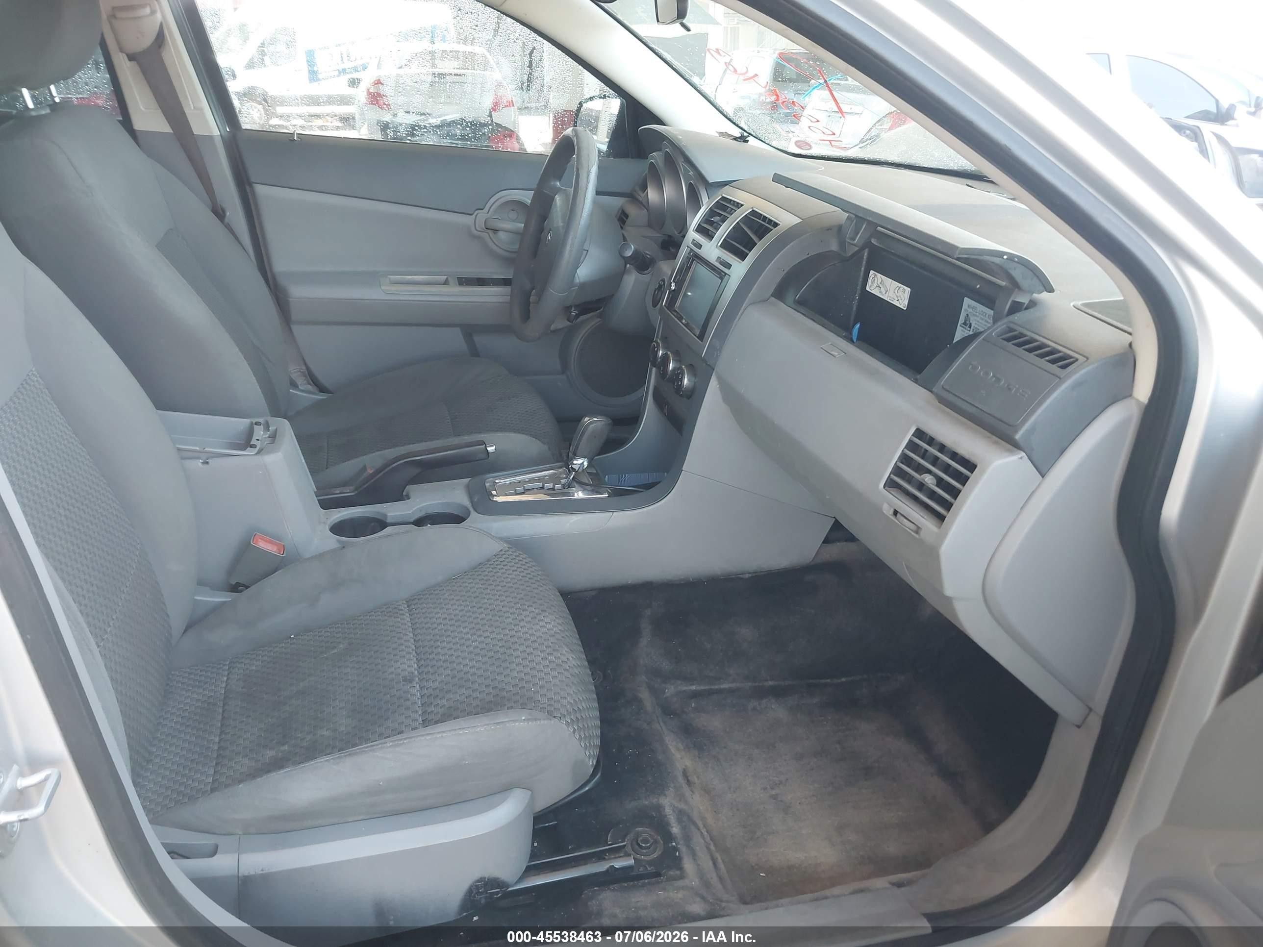 2008 Dodge Avenger Se Silver vin: 1B3LC46J28N187818