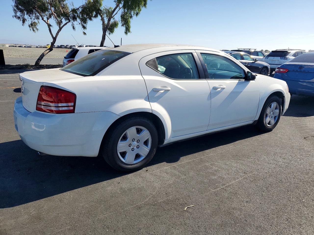 2008 Dodge Avenger Se White vin: 1B3LC46J98N193227