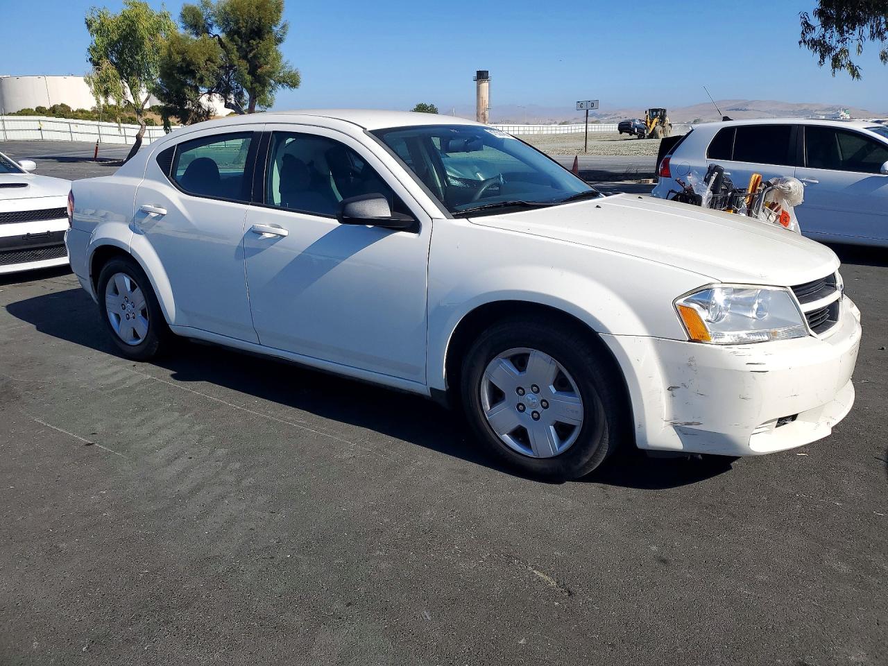 2008 Dodge Avenger Se White vin: 1B3LC46J98N193227