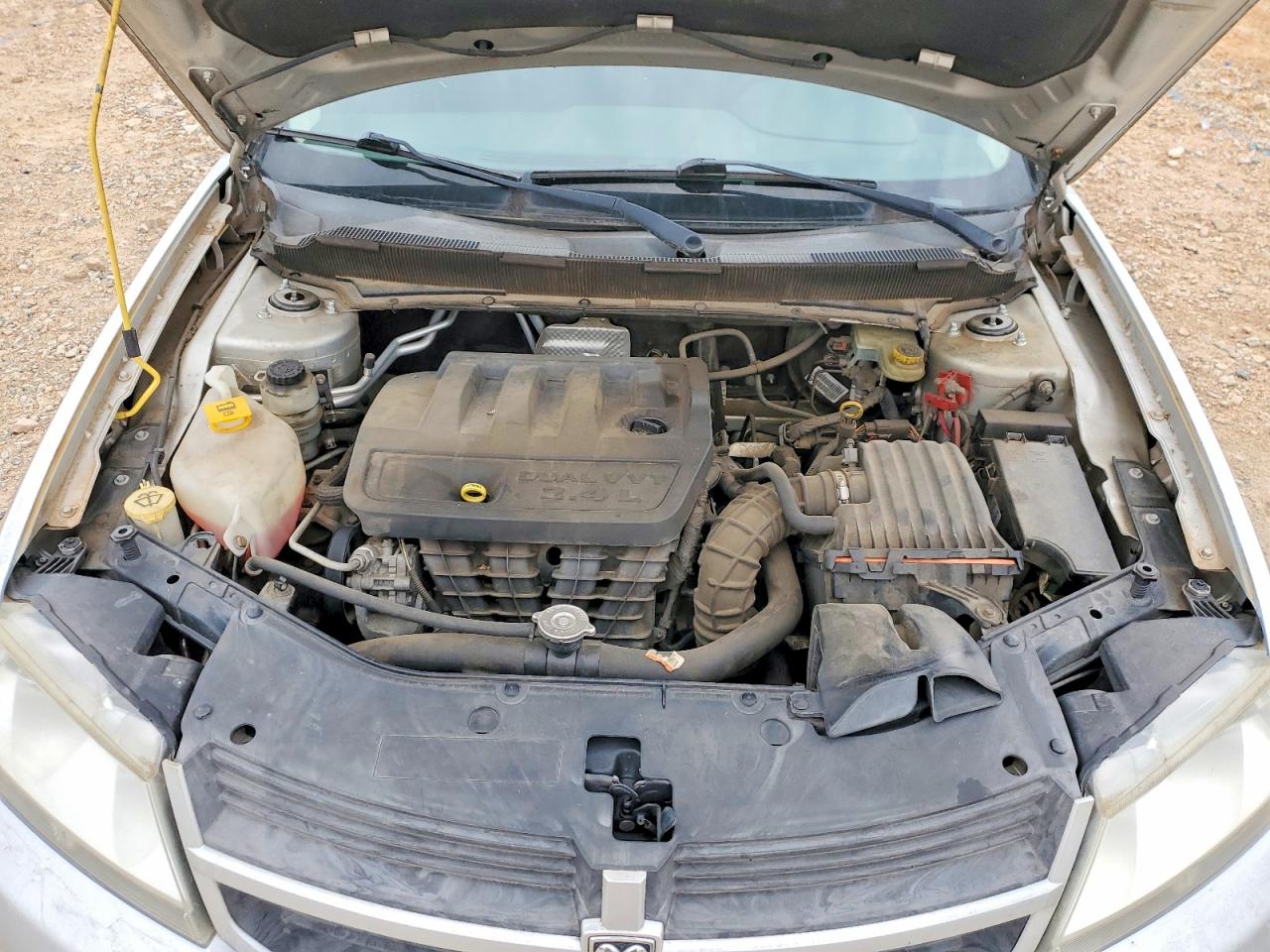 2008 Dodge Avenger Se Silver vin: 1B3LC46K58N586313
