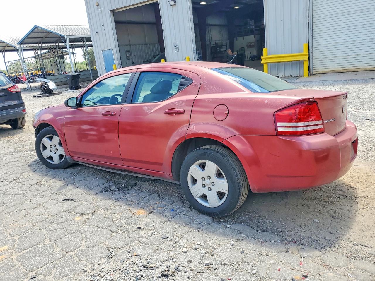 2008 Dodge Avenger Se Red vin: 1B3LC46K88N587181