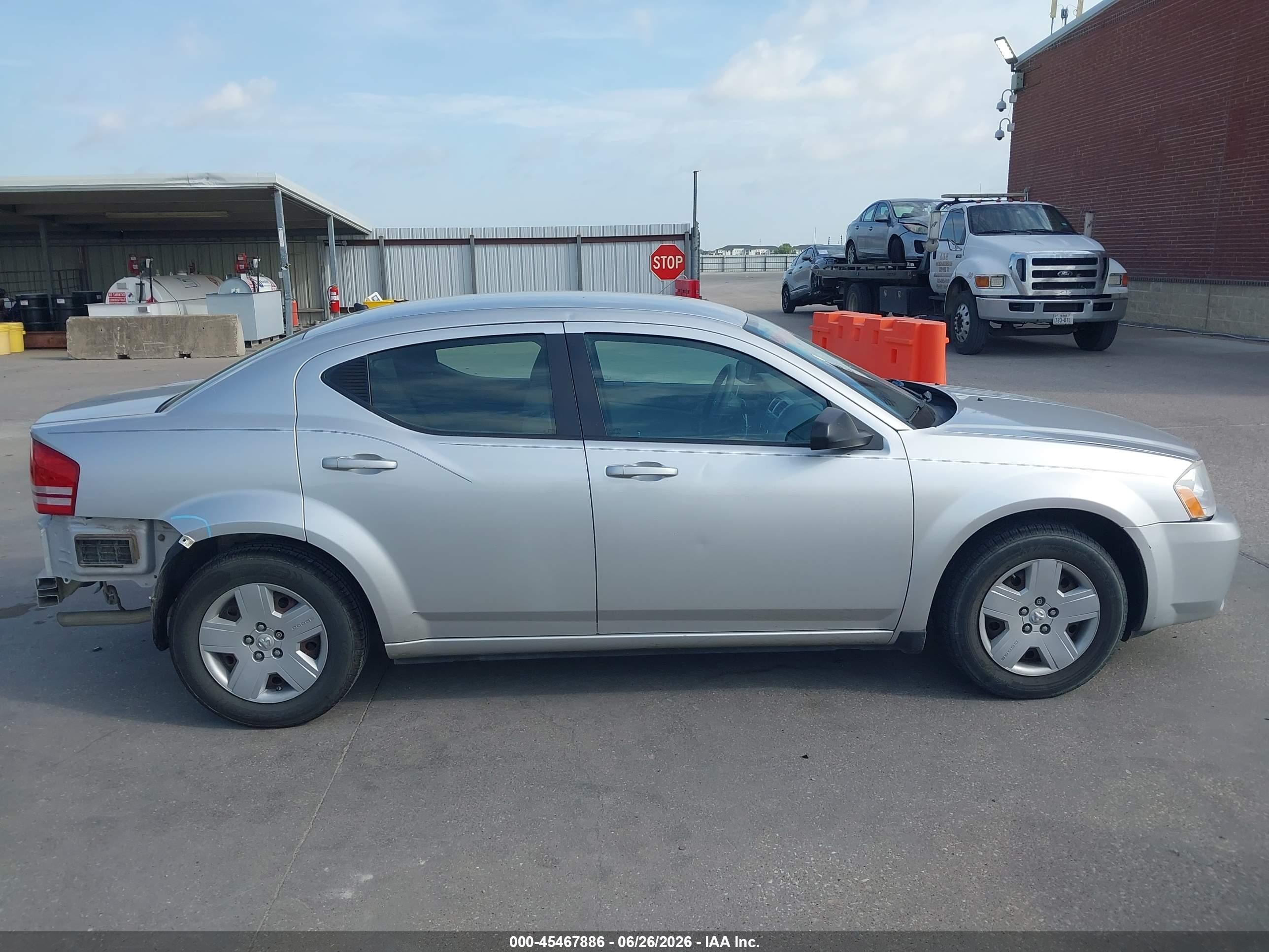 2008 Dodge Avenger Se Silver vin: 1B3LC46K98N537955