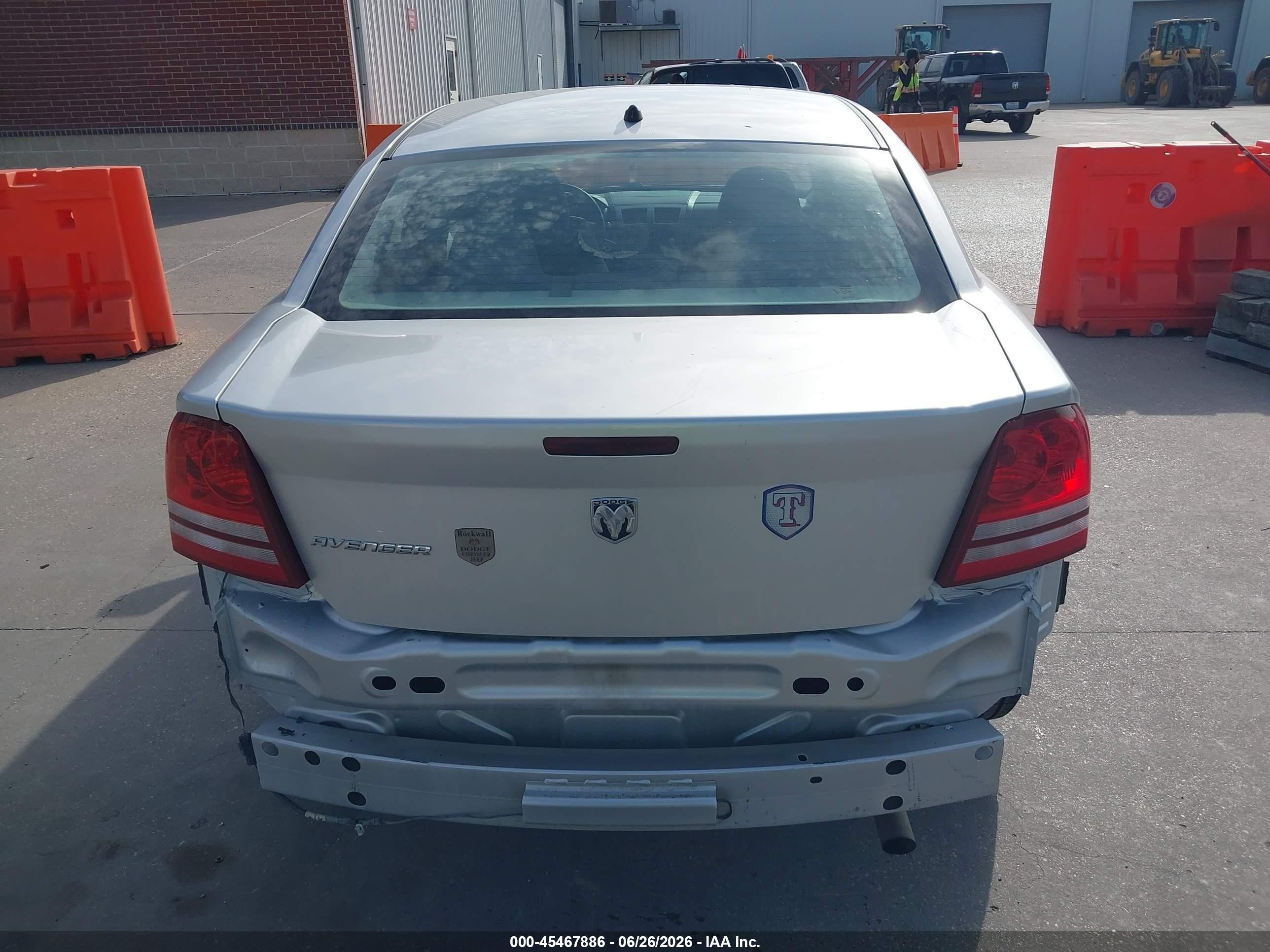 2008 Dodge Avenger Se Silver vin: 1B3LC46K98N537955
