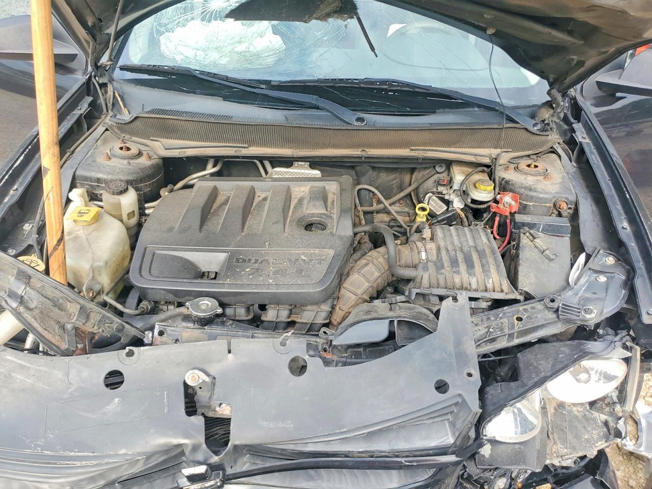 2008 Dodge Avenger Se Черный vin: 1B3LC46KX8N117461