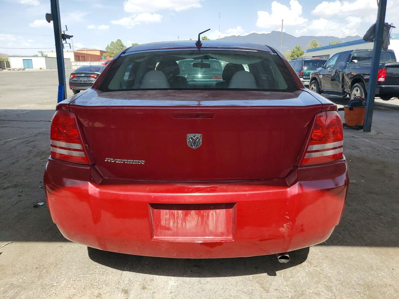 2008 Dodge Avenger Se Maroon vin: 1B3LC46KX8N175750