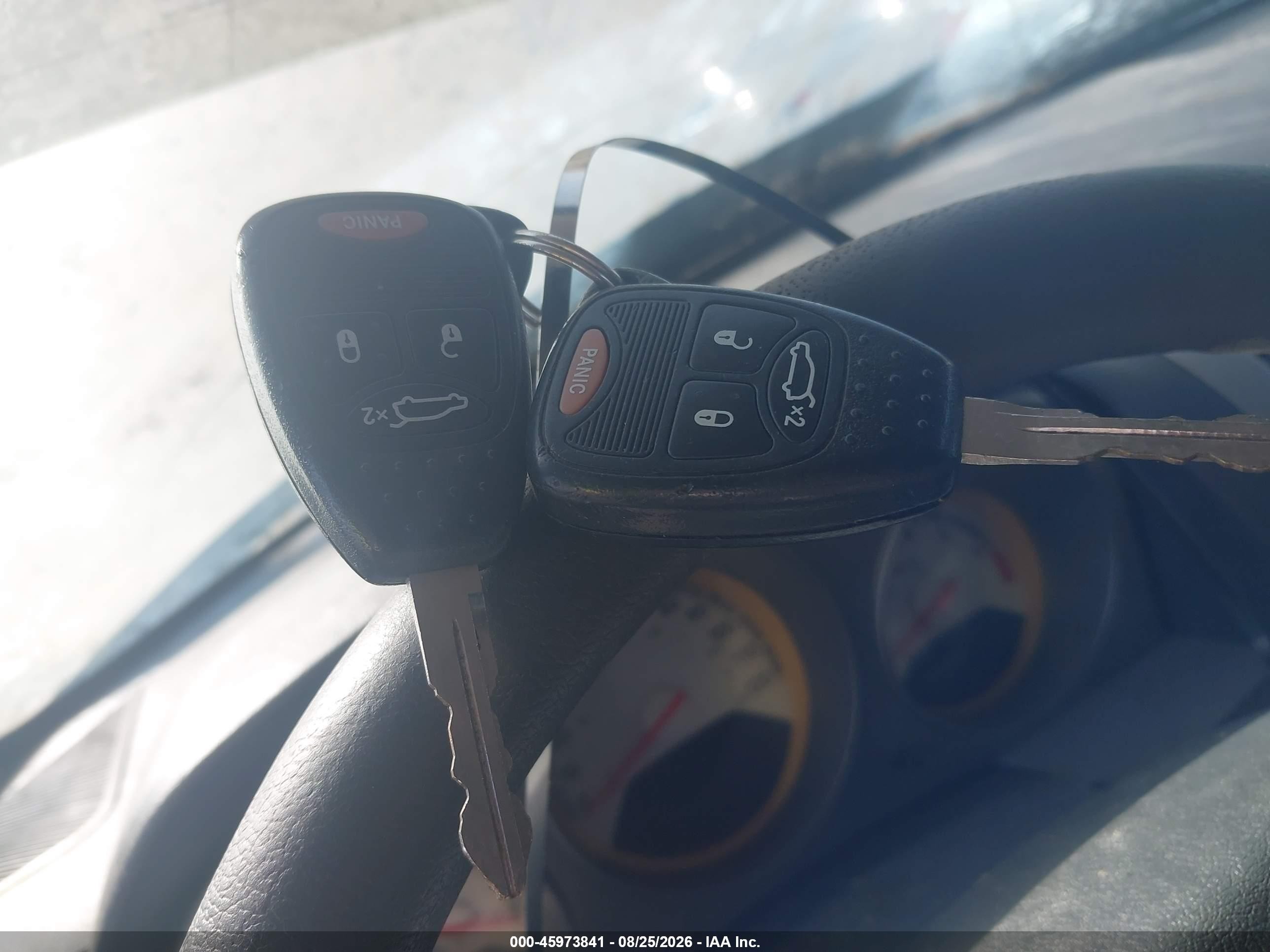 2008 Dodge Avenger Se Серебряный vin: 1B3LC46R88N281370