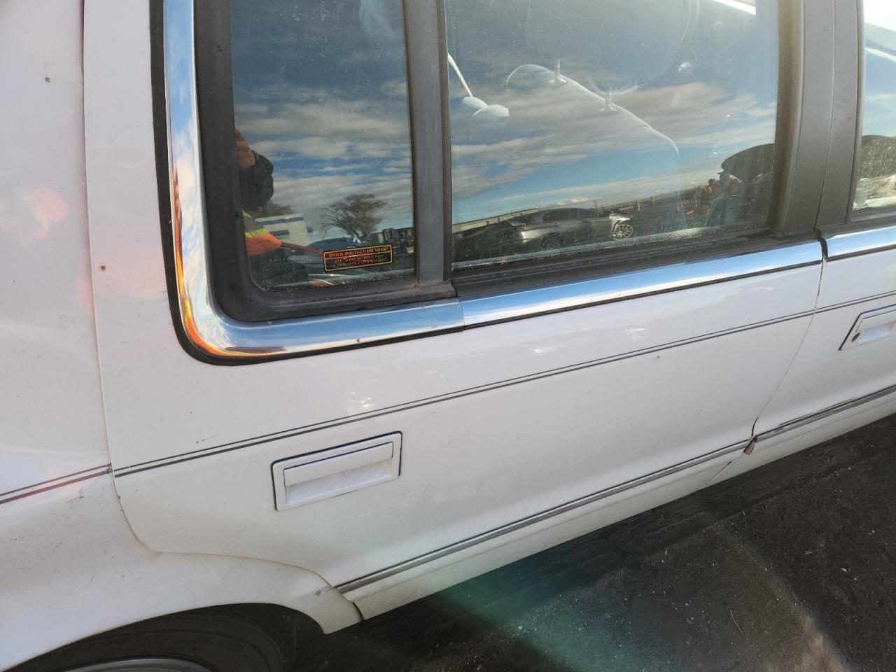 1991 Dodge Spirit White vin: 1B3XA4635MF524205