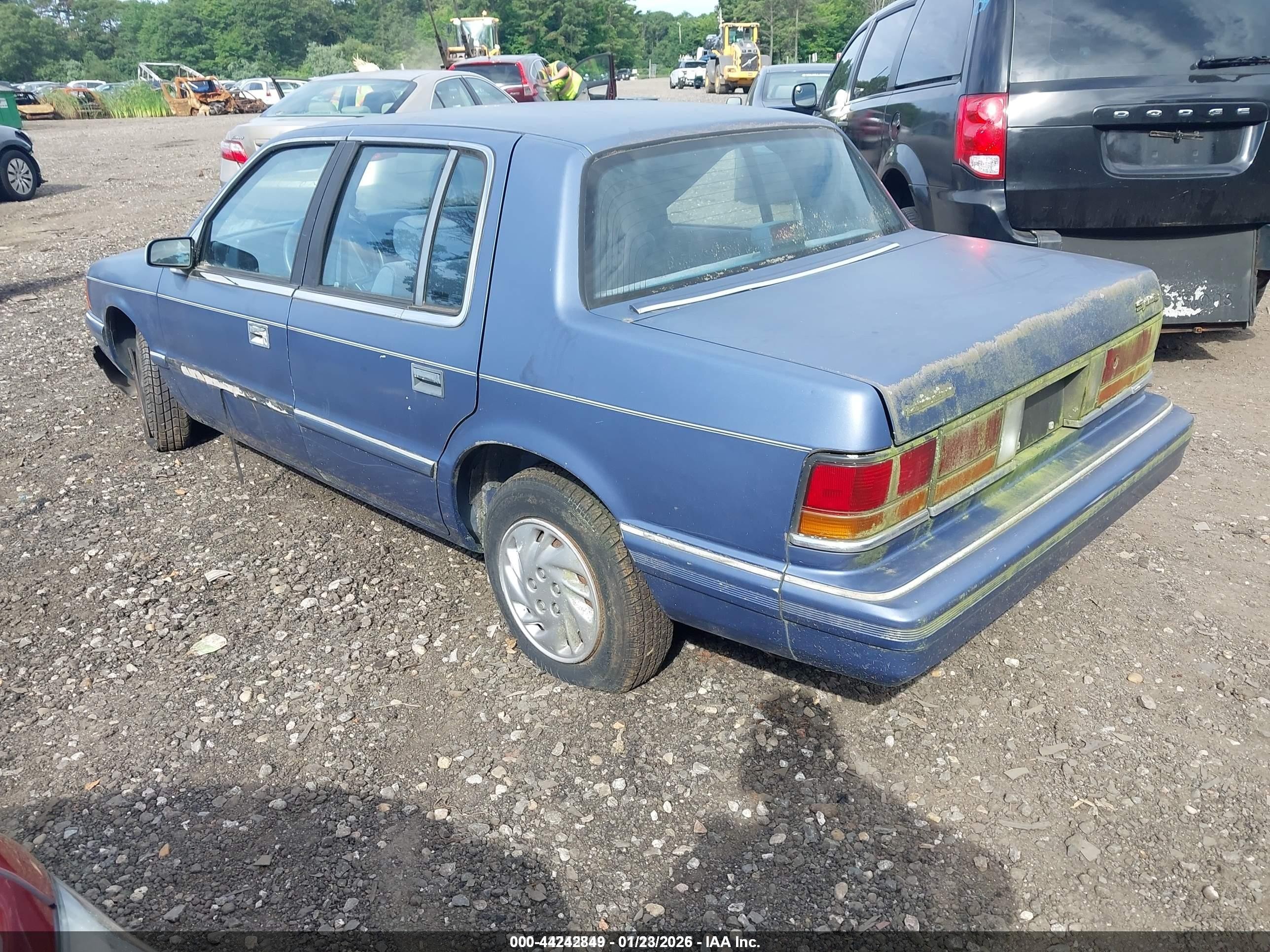 1992 Dodge Spirit   Синий vin: 1B3XA46K1NF176704