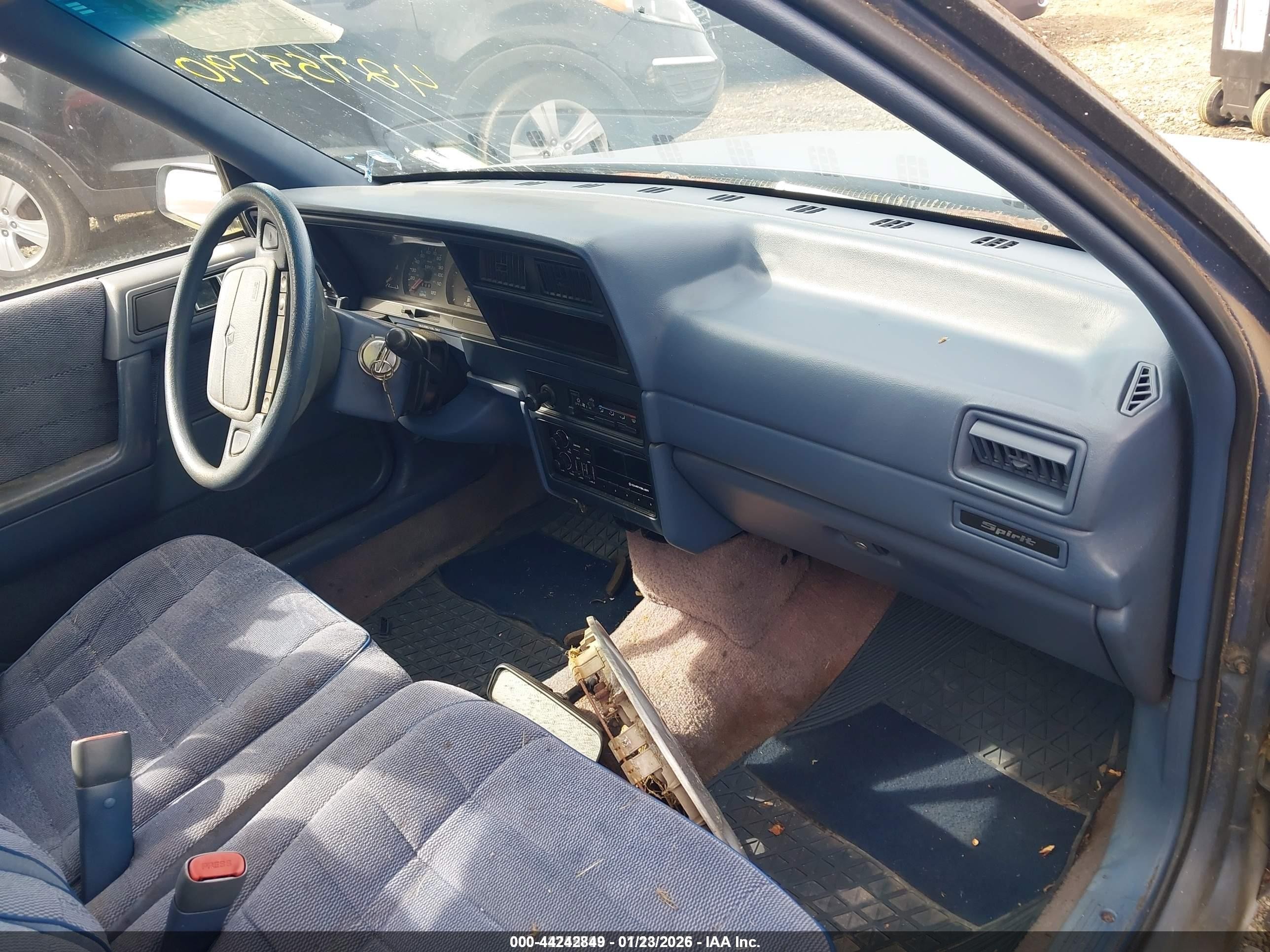 1992 Dodge Spirit   Синий vin: 1B3XA46K1NF176704