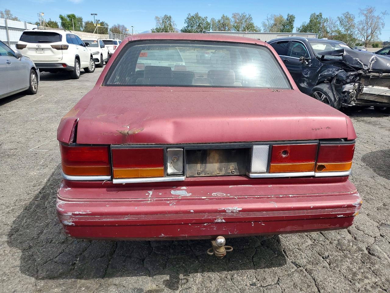 1991 Dodge Spirit Burgundy vin: 1B3XA46K8MF542771