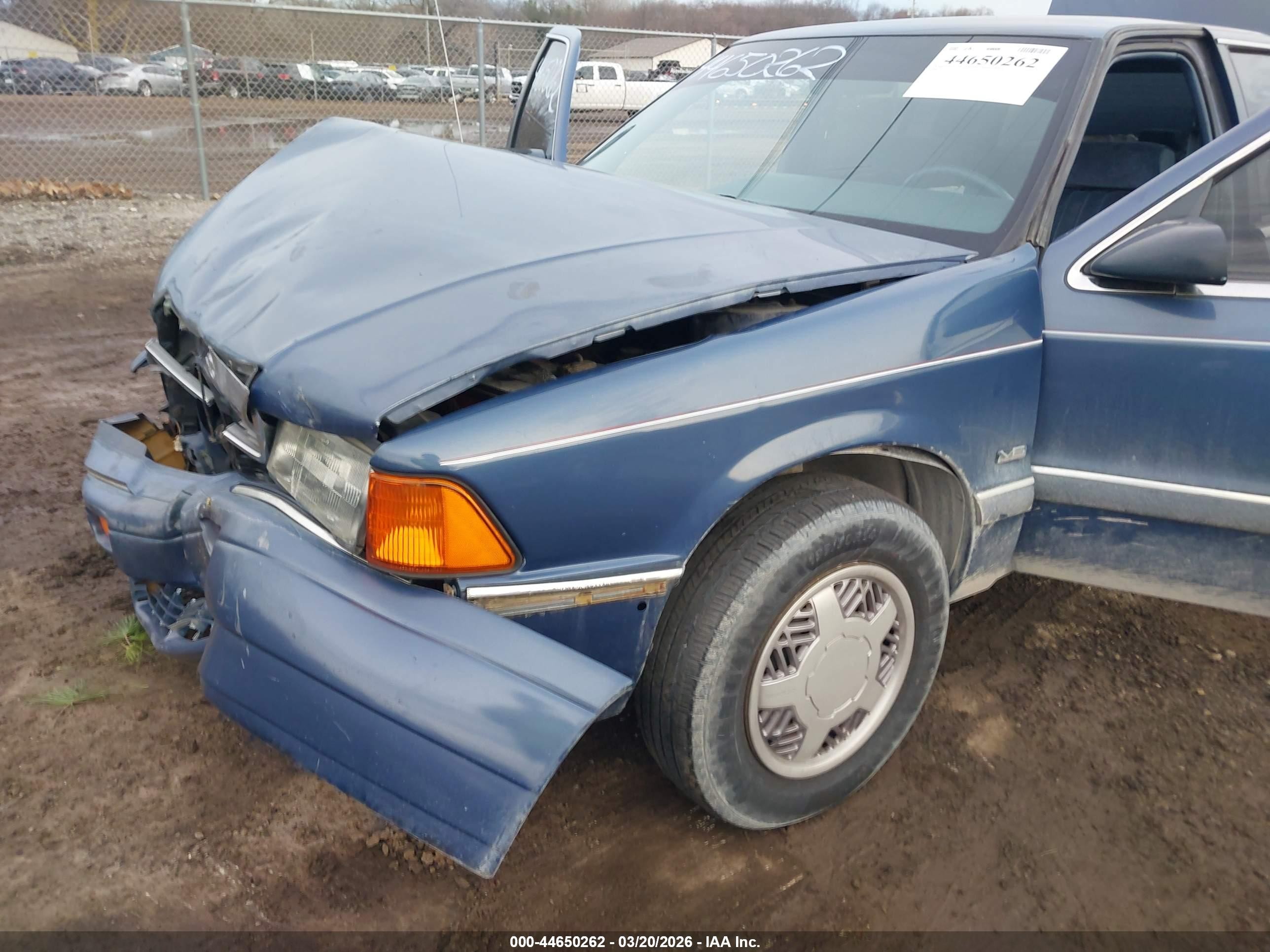 1992 Dodge Spirit Le Blue vin: 1B3XA5634NF258795