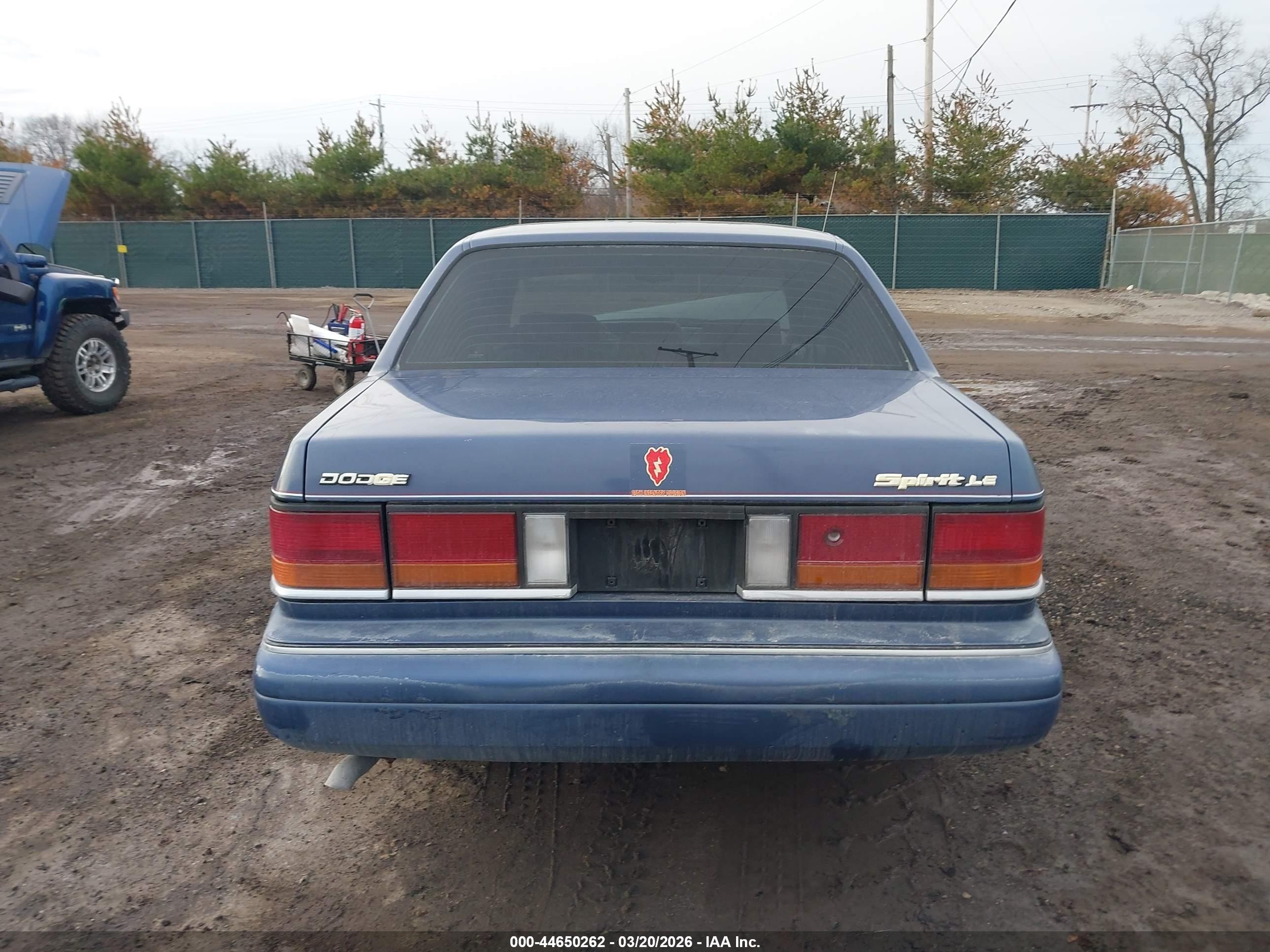 1992 Dodge Spirit Le Blue vin: 1B3XA5634NF258795