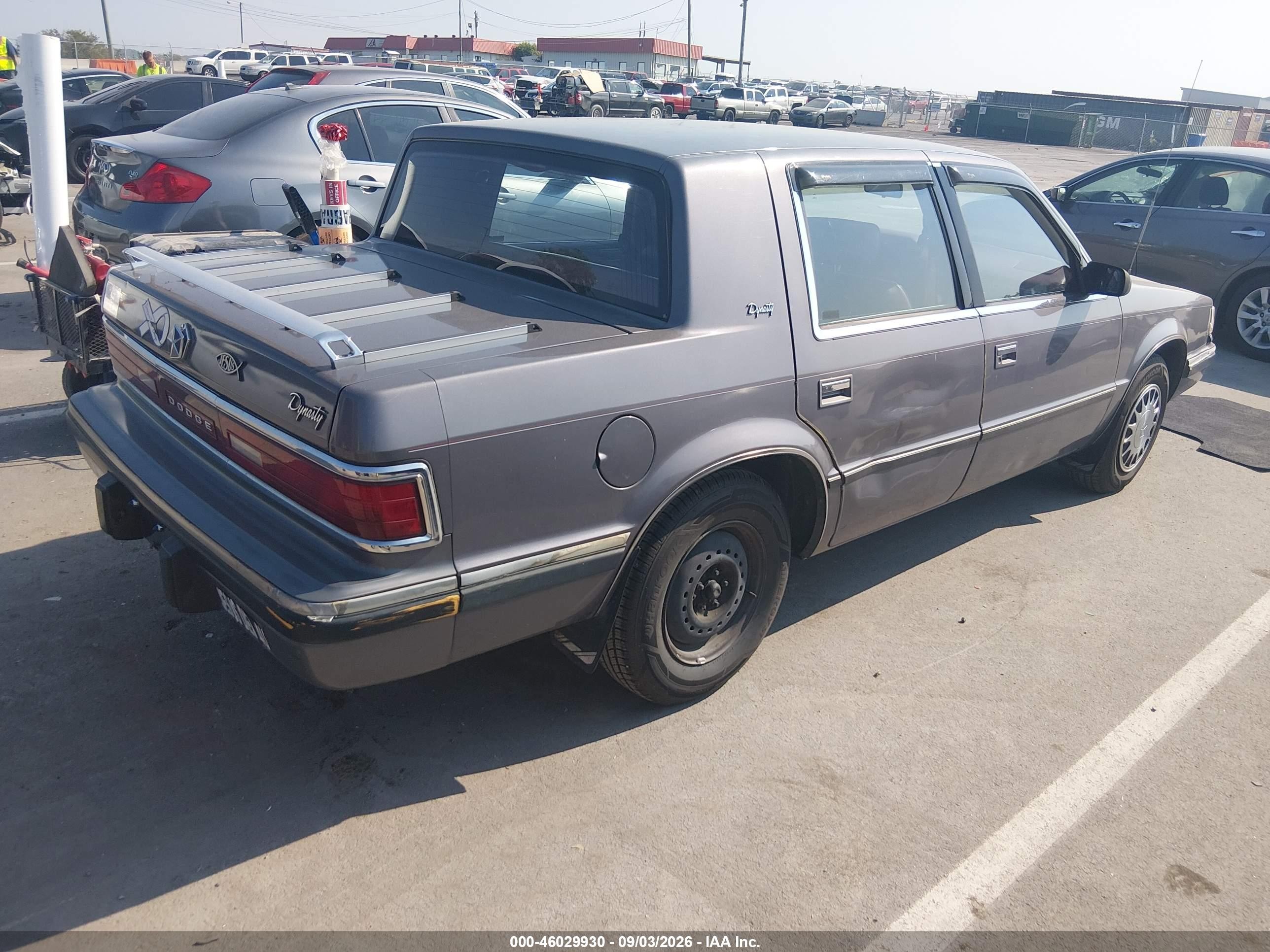 1993 Dodge Dynasty Gray vin: 1B3XC4636PD143621