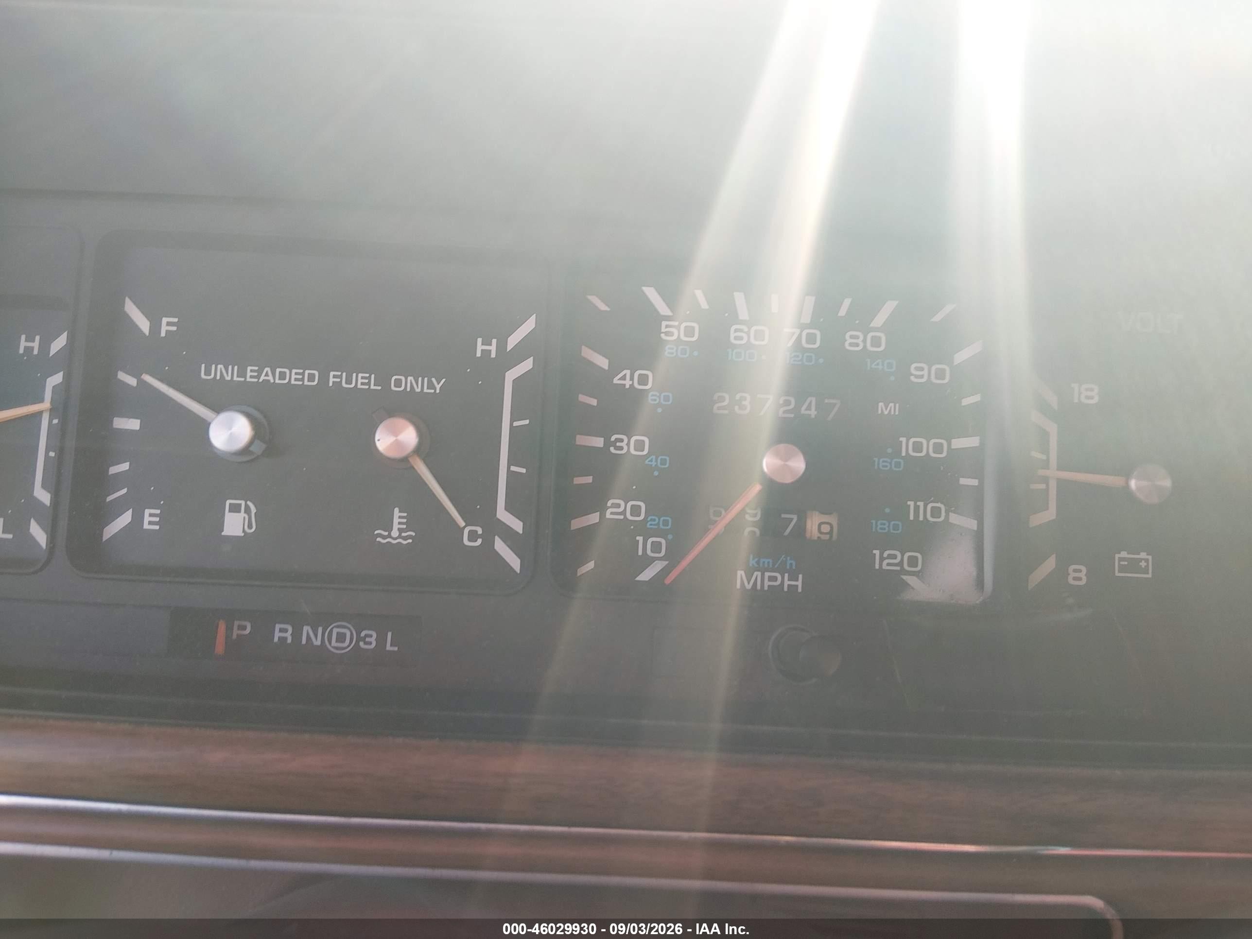 1993 Dodge Dynasty Gray vin: 1B3XC4636PD143621