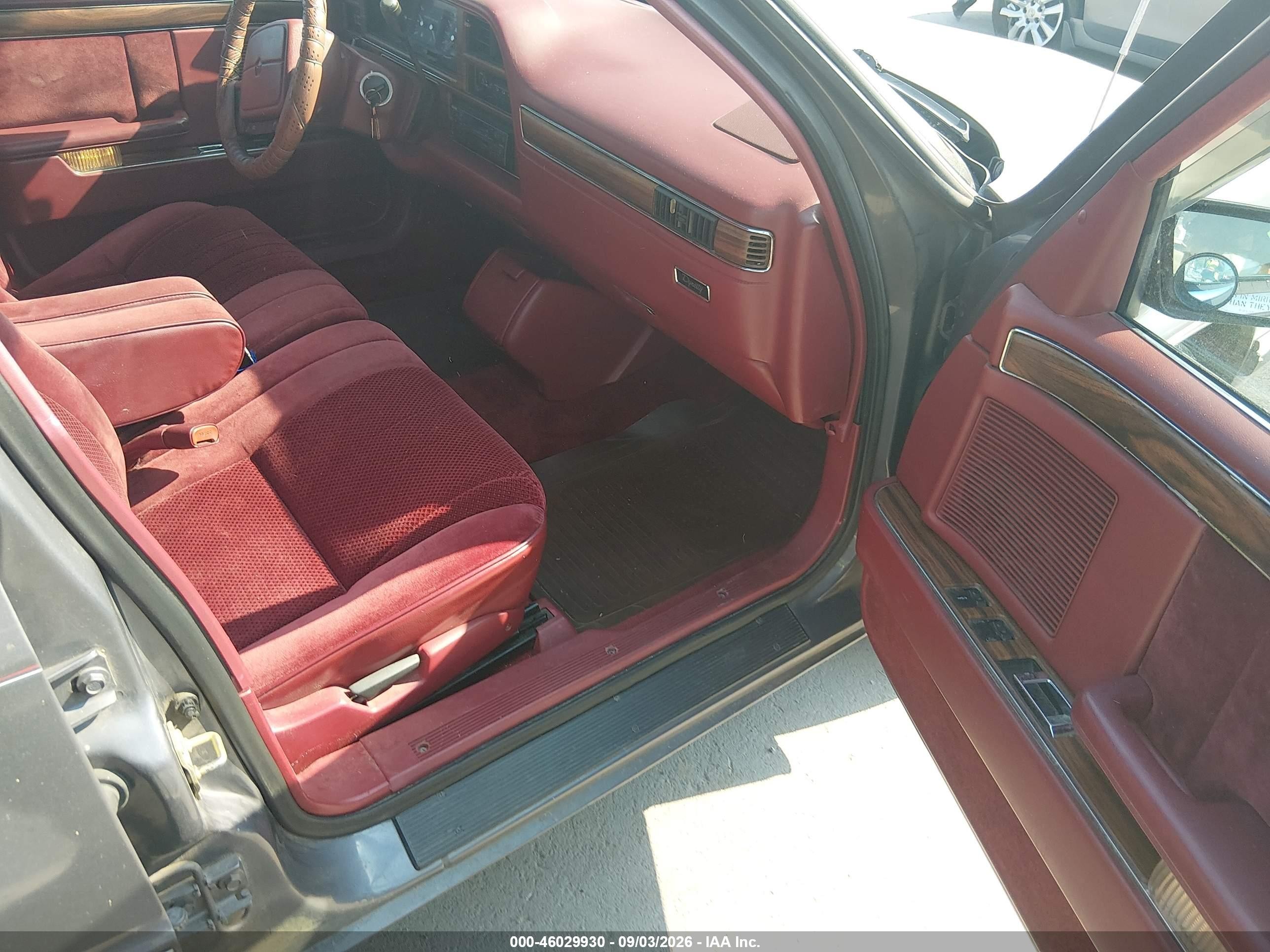 1993 Dodge Dynasty Gray vin: 1B3XC4636PD143621