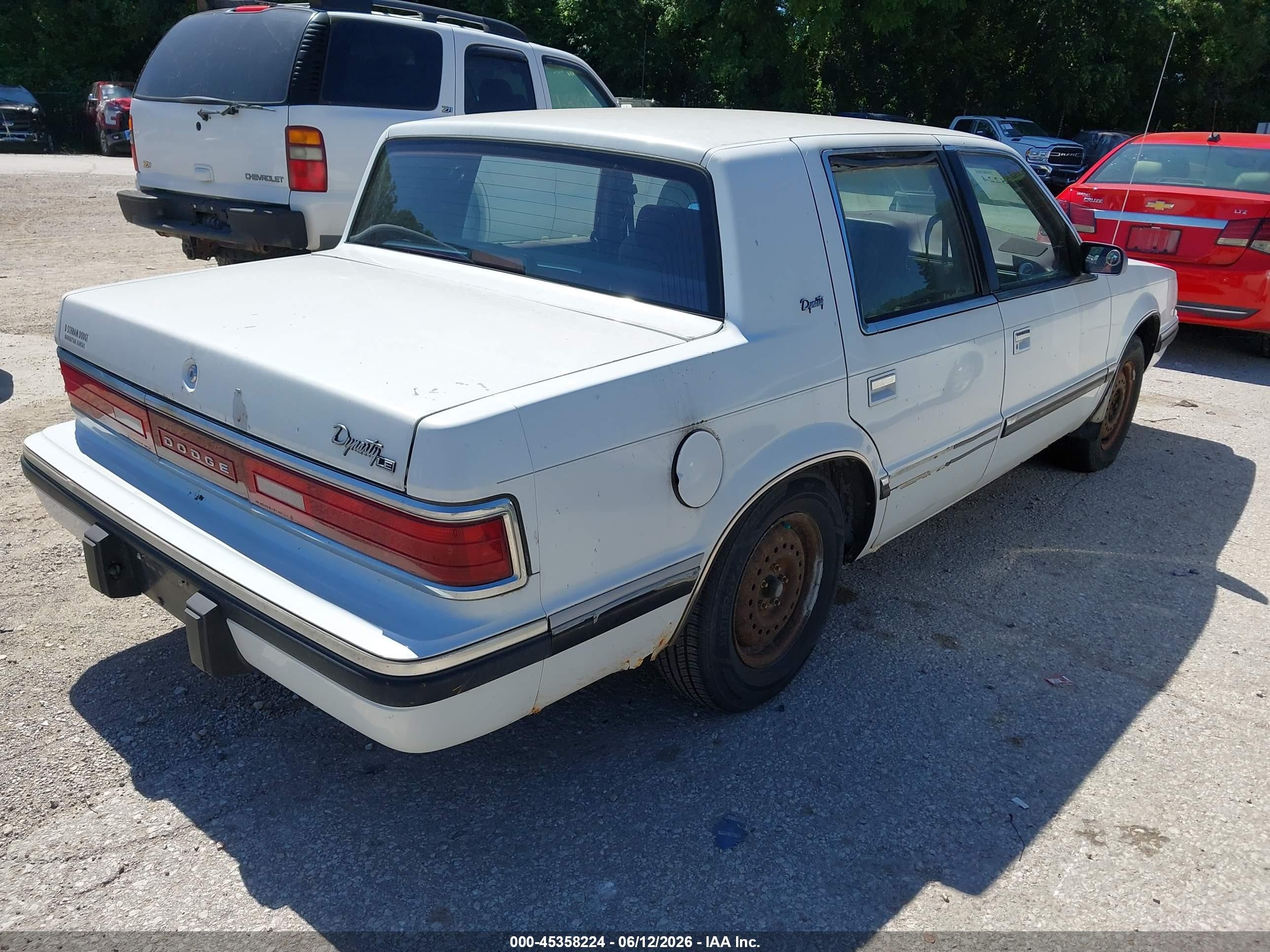 1991 Dodge Dynasty Le White vin: 1B3XC56R5MD259883