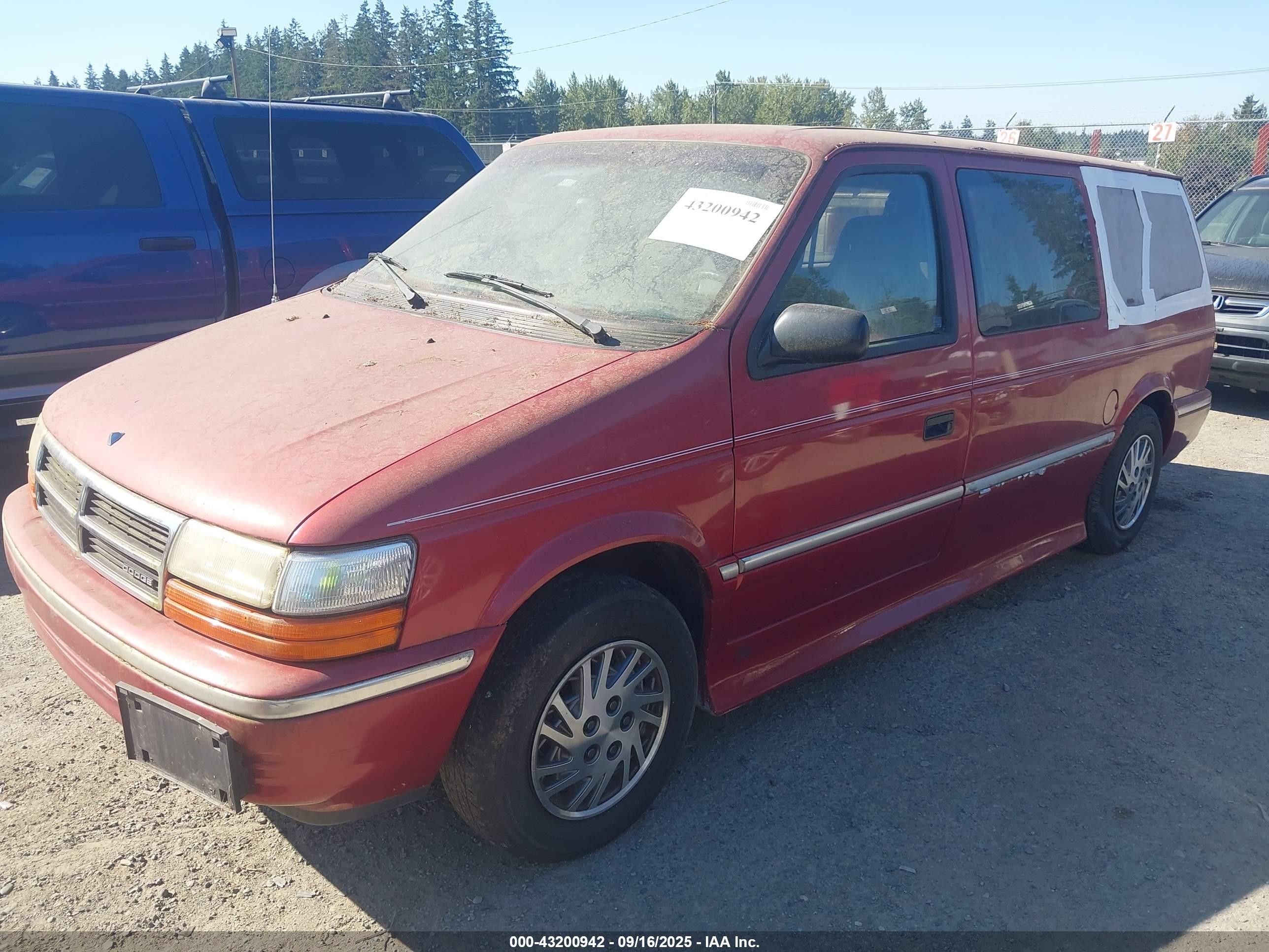 1993 Dodge Grand Caravan Se Red vin: 1B4GH44R2PX641611
