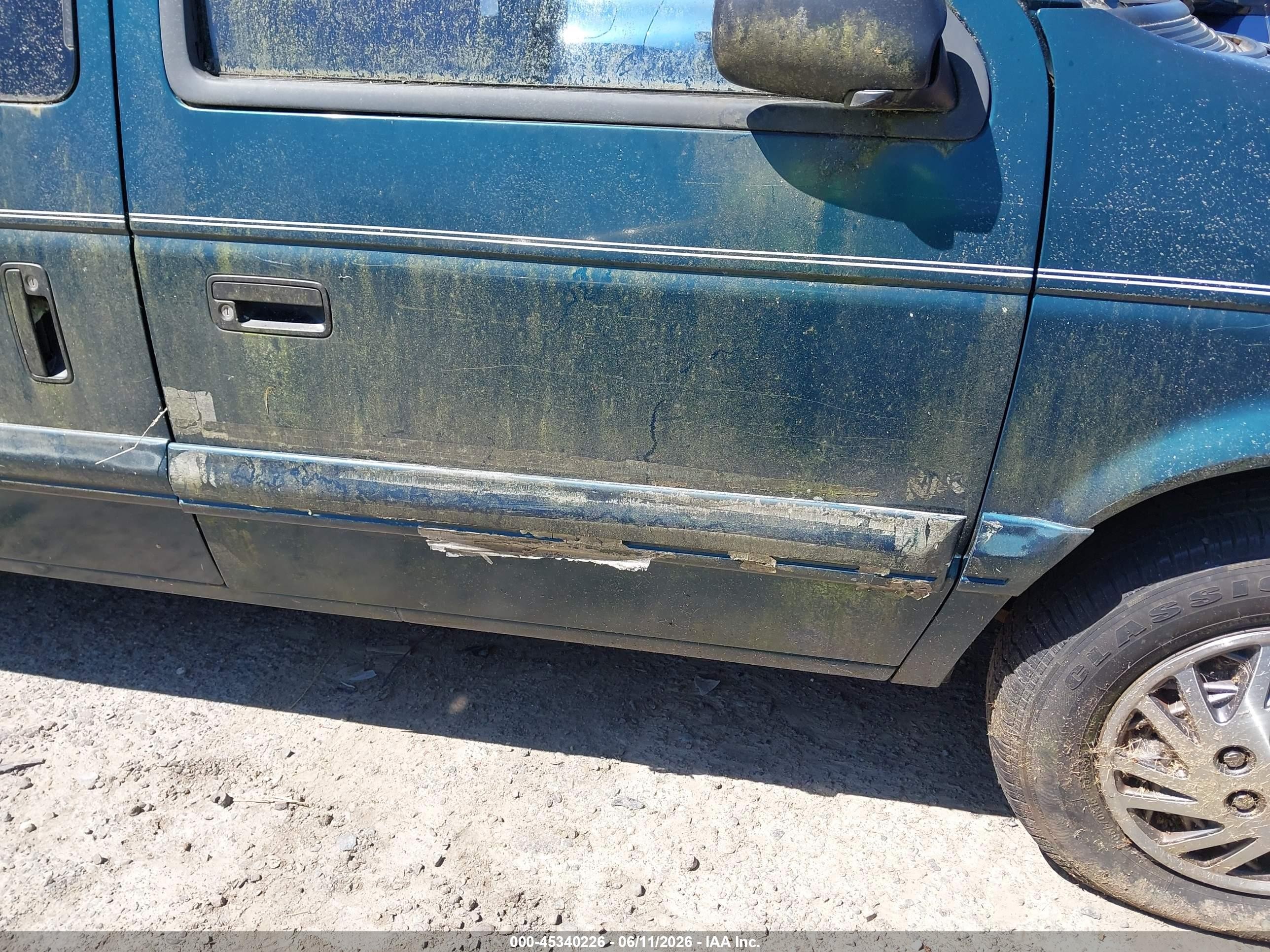 1995 Dodge Grand Caravan Se Green vin: 1B4GH44R2SX616006
