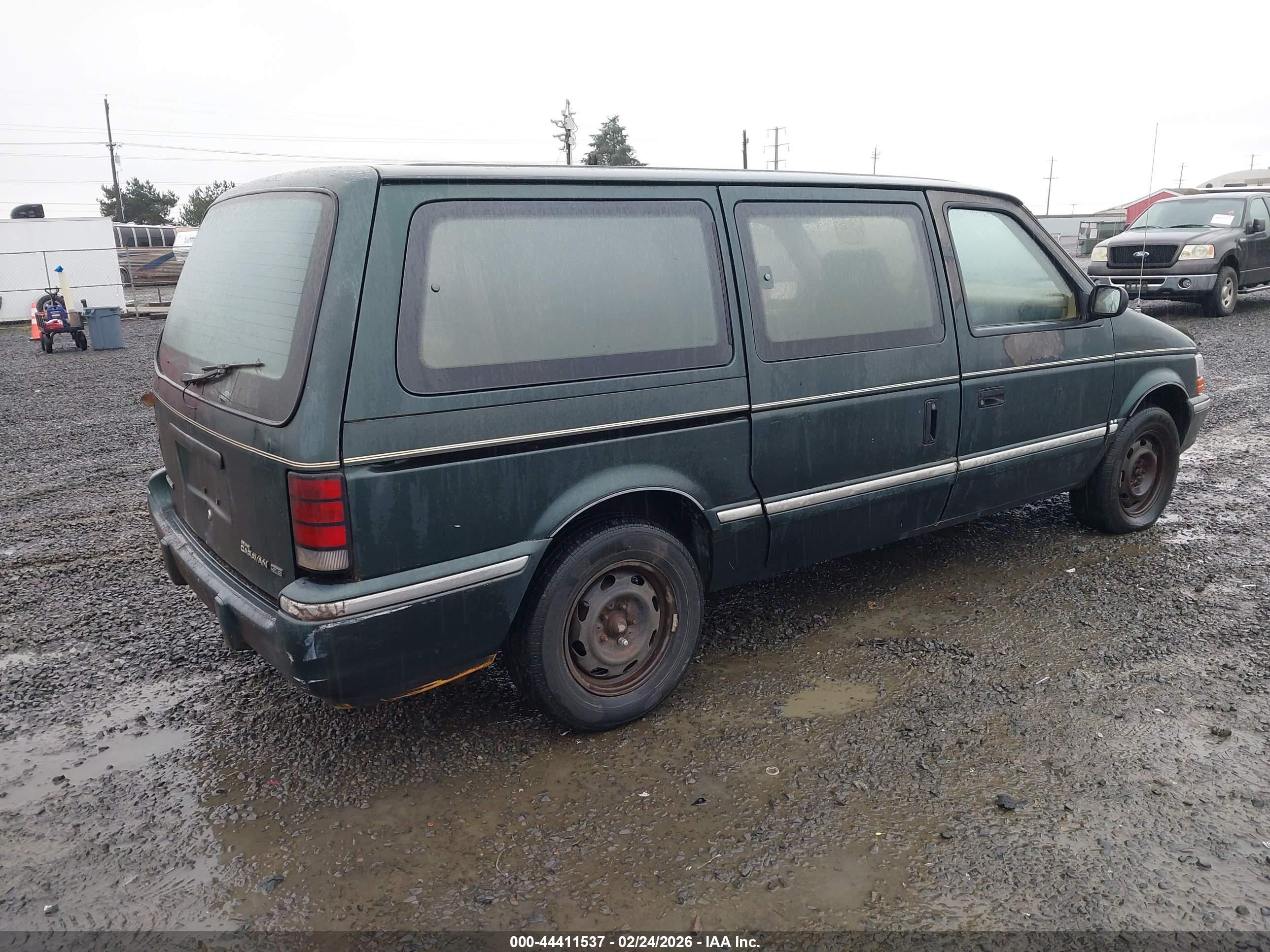 1993 Dodge Grand Caravan Se Green vin: 1B4GH44R4PX613745