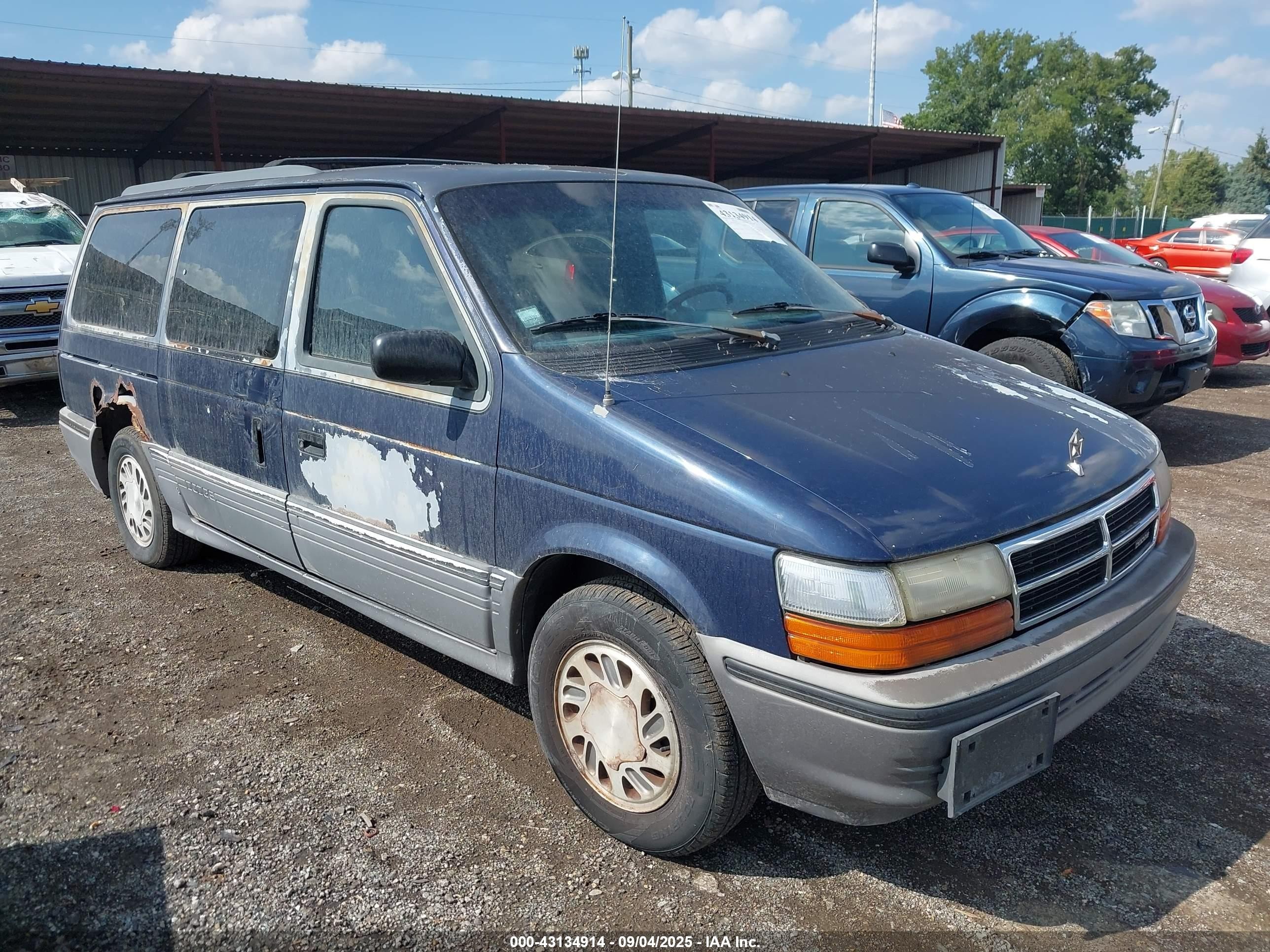 1993 Dodge Grand Caravan Le/es Blue vin: 1B4GH54R4PX608325