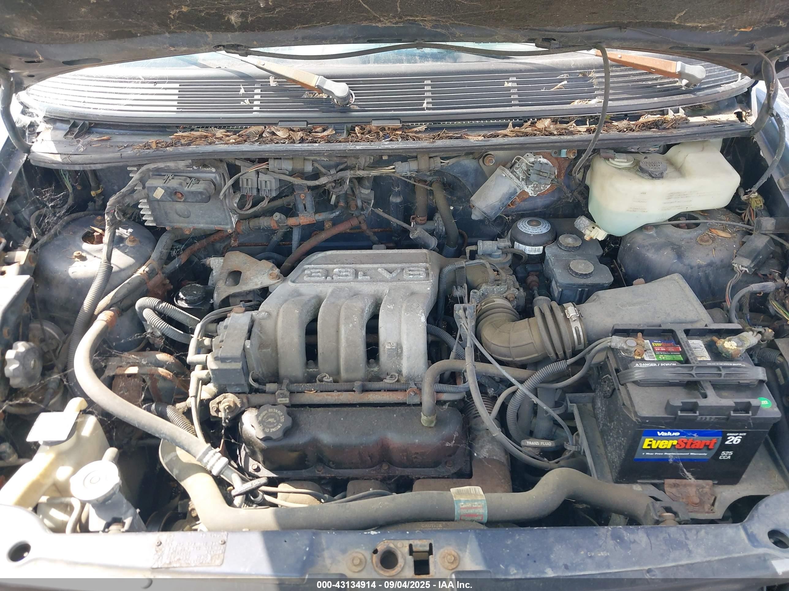 1993 Dodge Grand Caravan Le/es Blue vin: 1B4GH54R4PX608325