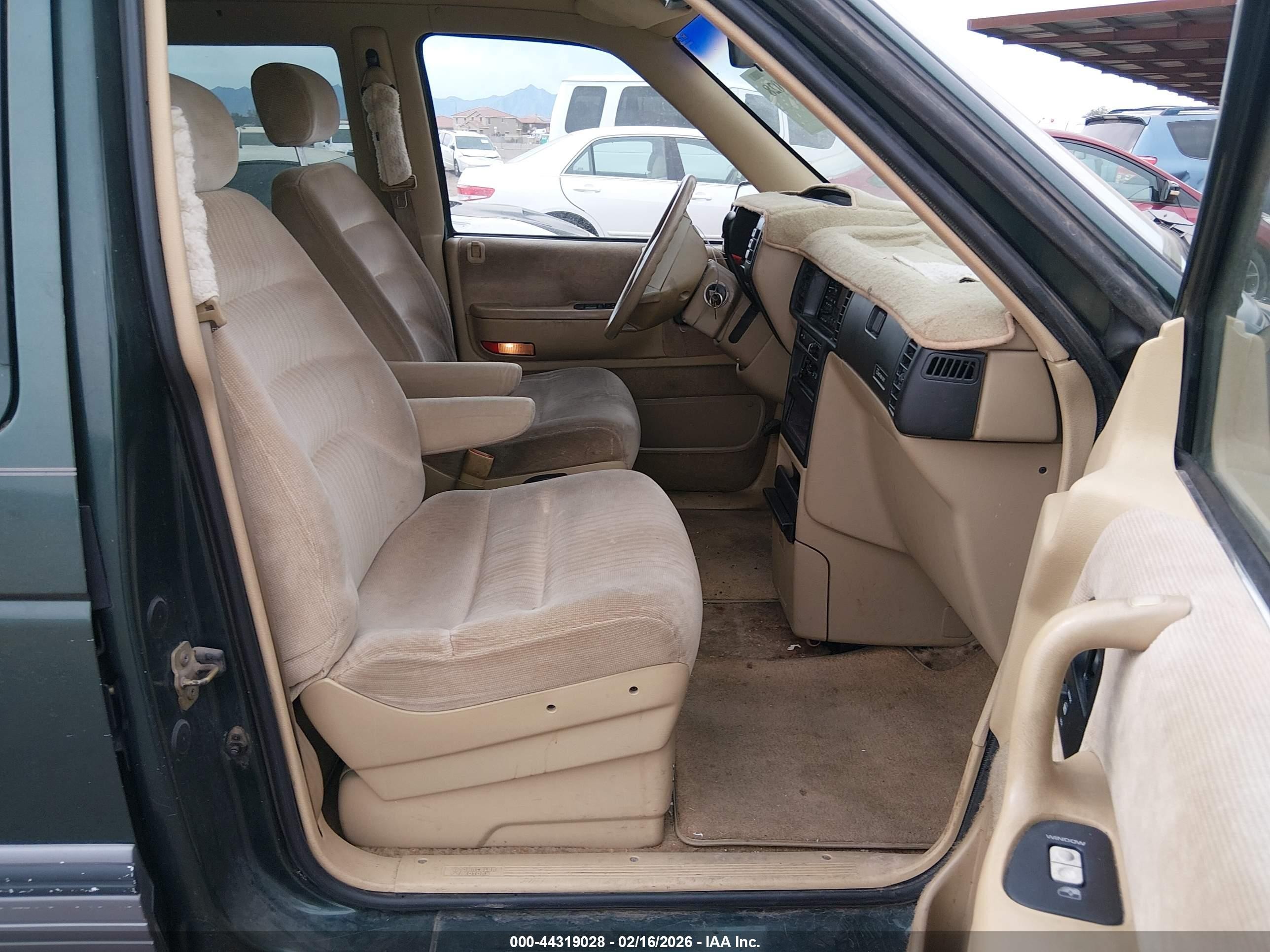 1993 Dodge Grand Caravan Le/es Green vin: 1B4GH54R9PX502291