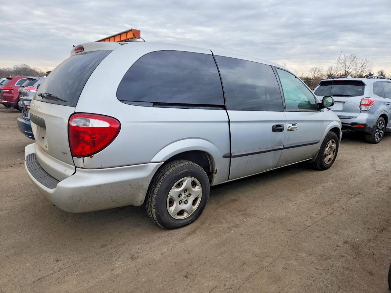 2002 Dodge Caravan Se Silver vin: 1B4GP24322B605359