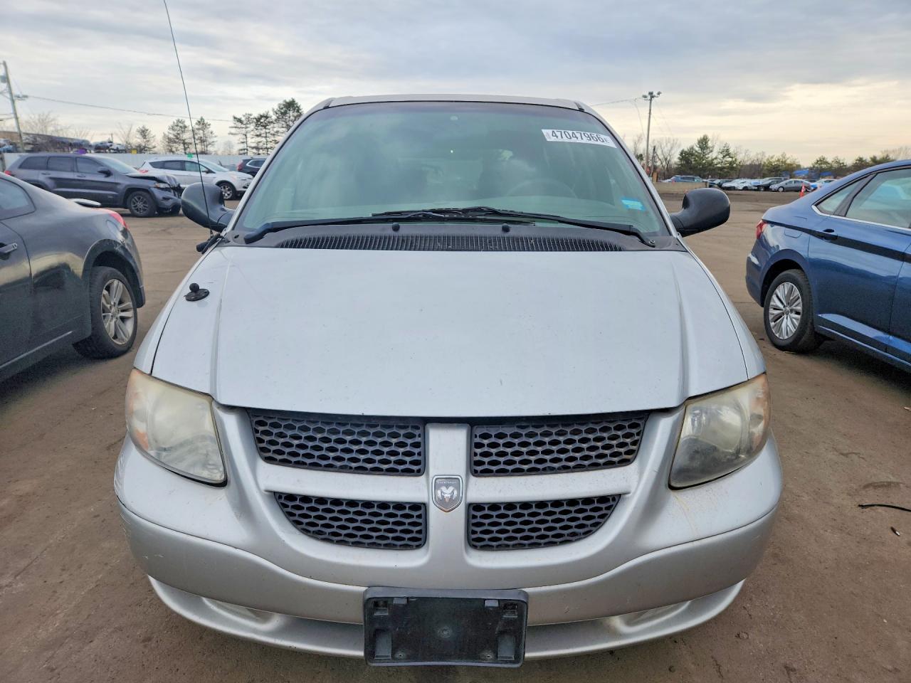 2002 Dodge Caravan Se Silver vin: 1B4GP24322B605359
