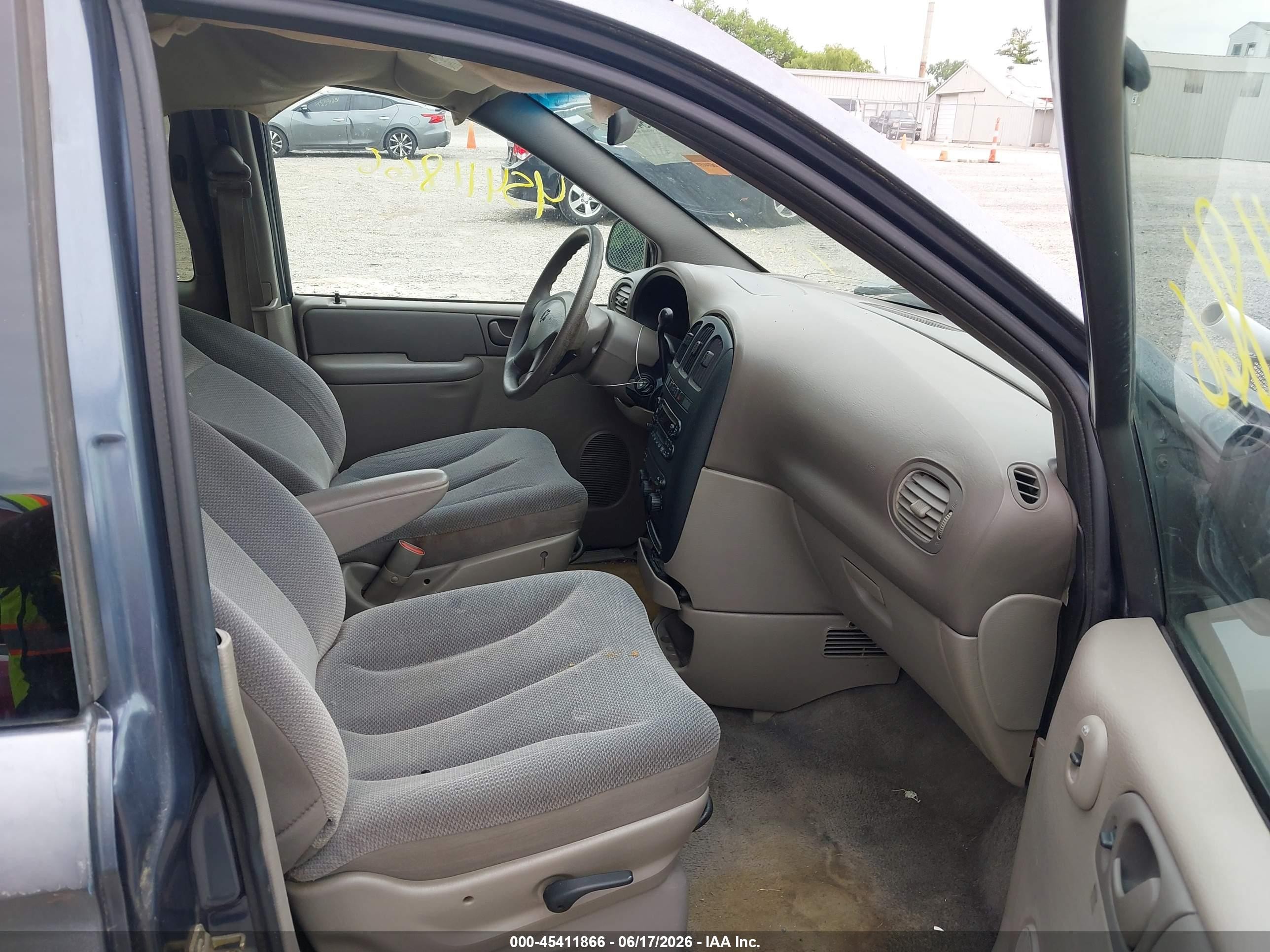 2002 Dodge Grand Caravan Se Blue vin: 1B4GP24372B733435