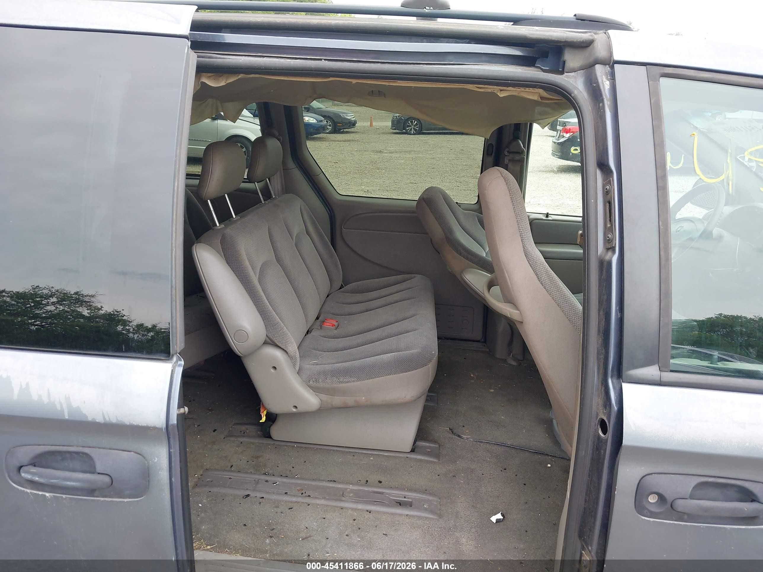 2002 Dodge Grand Caravan Se Blue vin: 1B4GP24372B733435