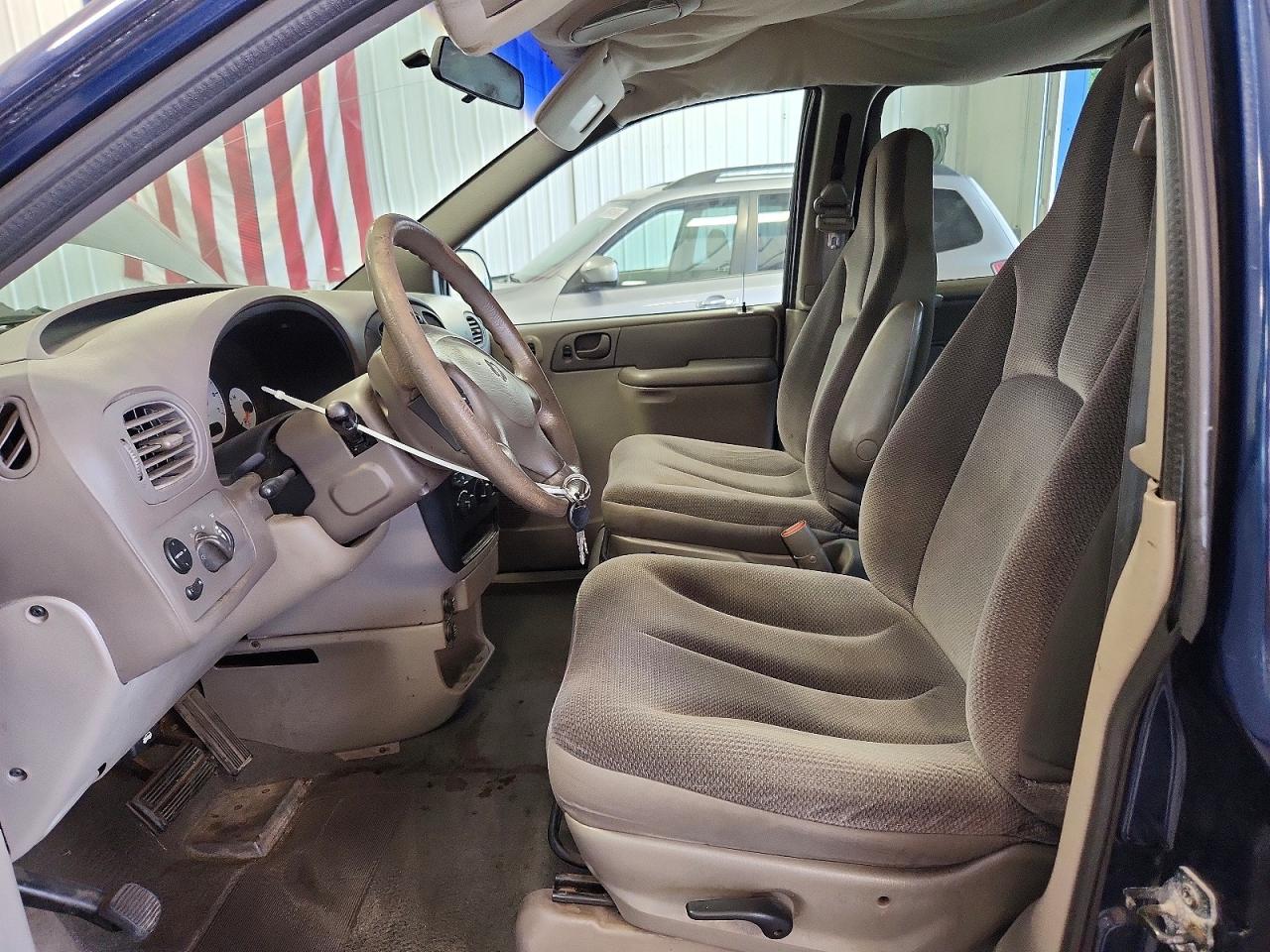 2002 Dodge Caravan Se Blue vin: 1B4GP25332B541914