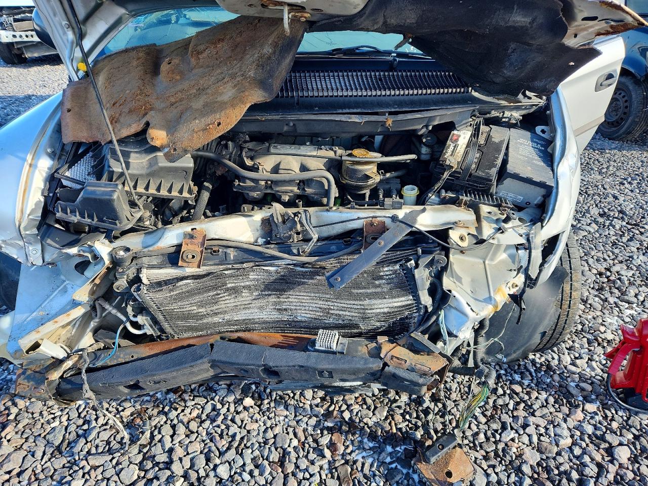 2002 Dodge Caravan Se Серебряный vin: 1B4GP25342B603644