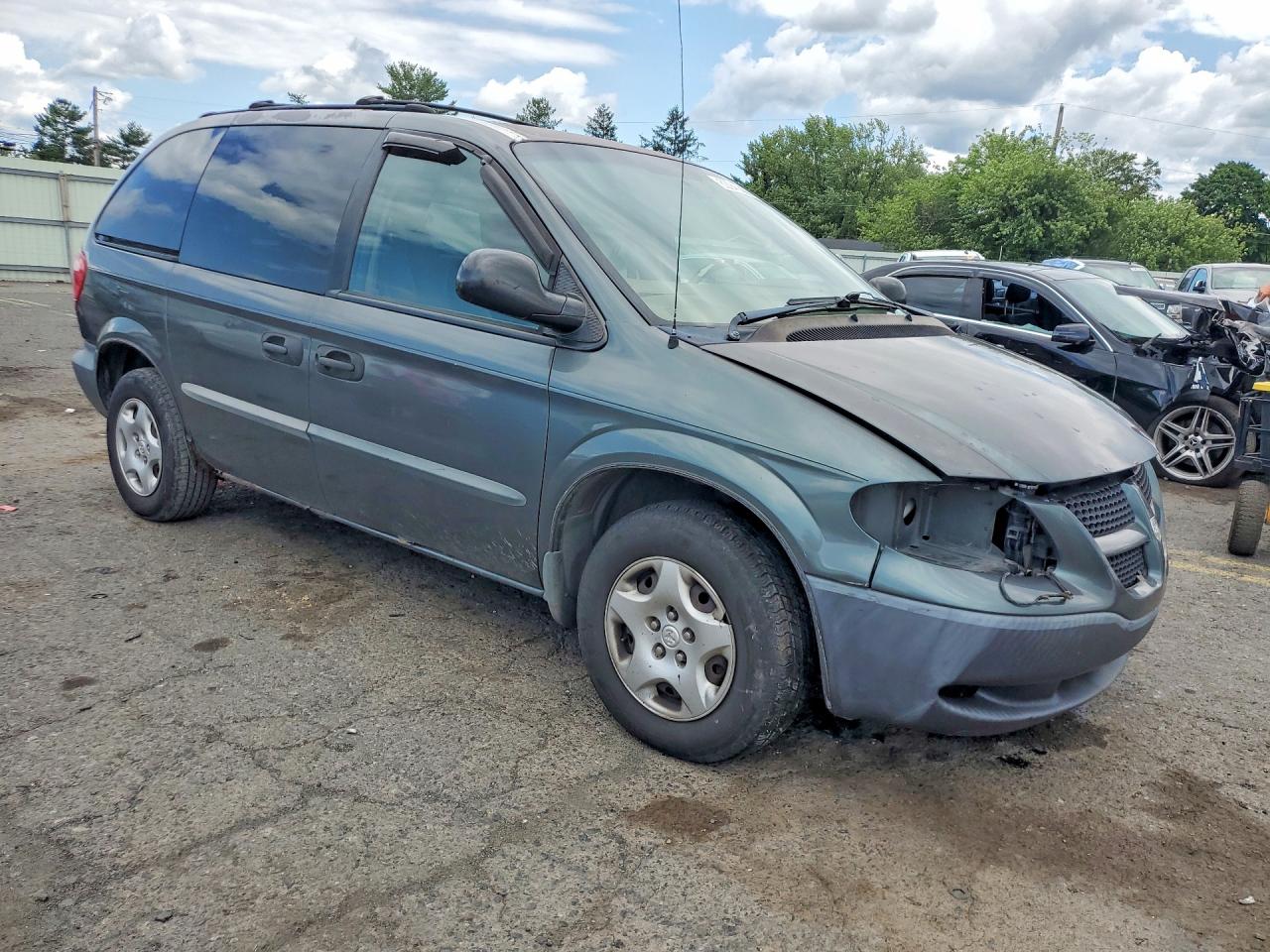 2002 Dodge Caravan Se Серый vin: 1B4GP25372B512156