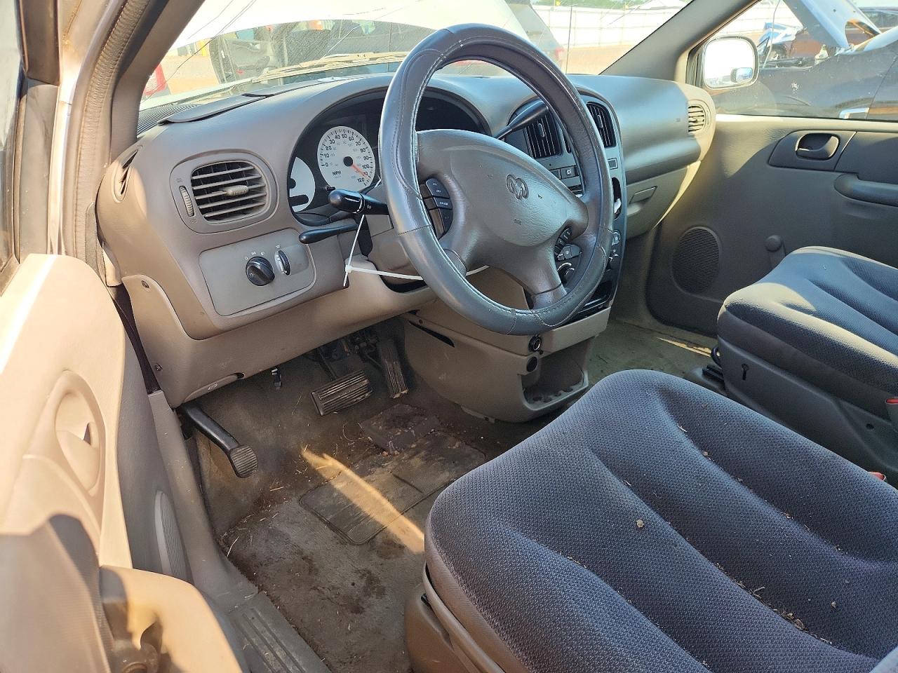 2002 Dodge Caravan Se Silver vin: 1B4GP25372B648335