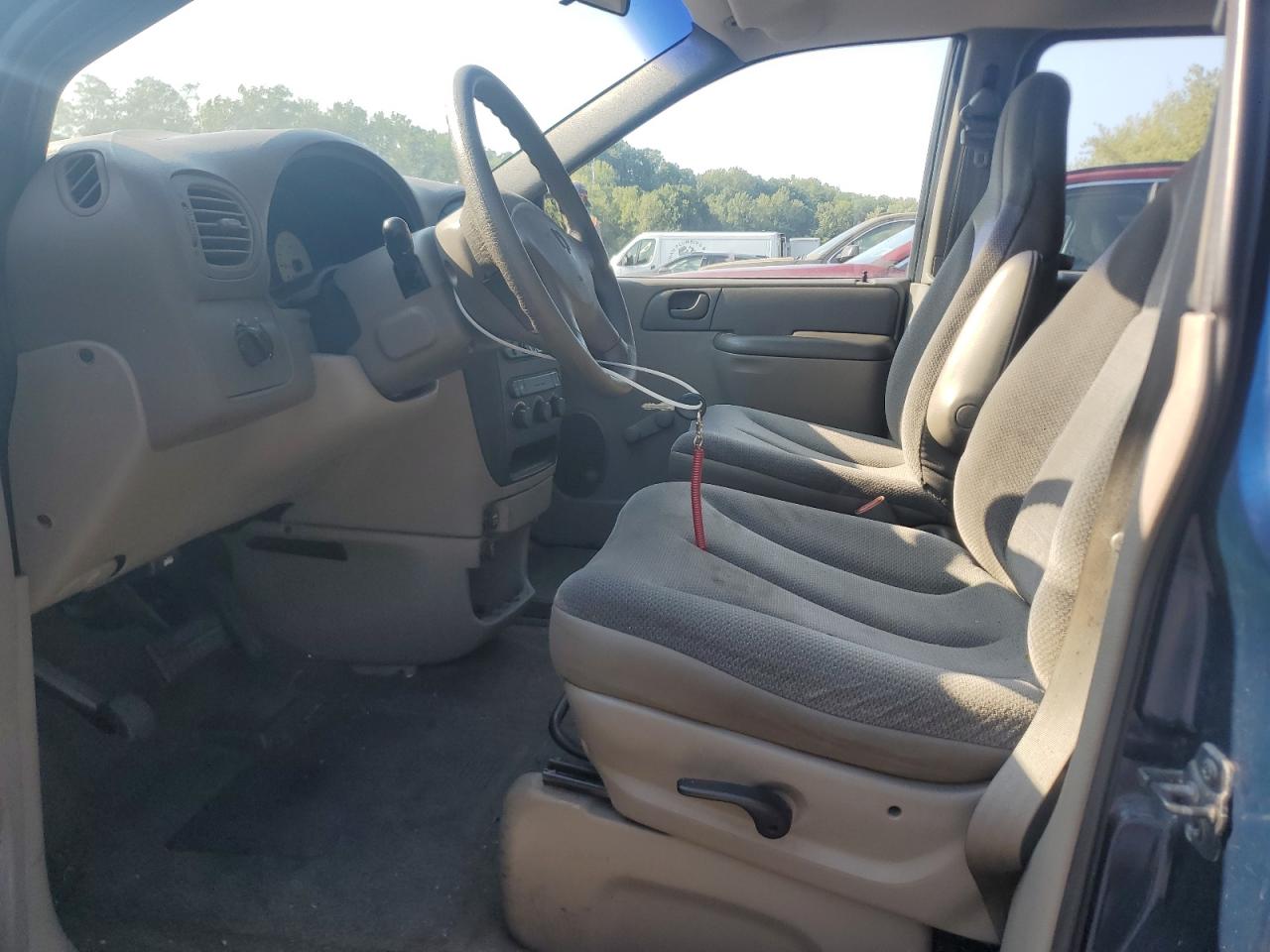 2002 Dodge Caravan Se Blue vin: 1B4GP25B62B551361