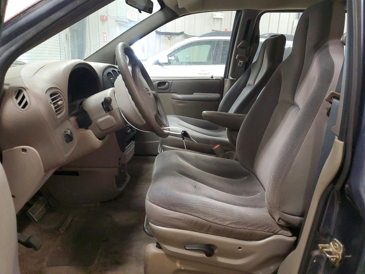 2002 Dodge Caravan Se White vin: 1B4GP25B92B639174